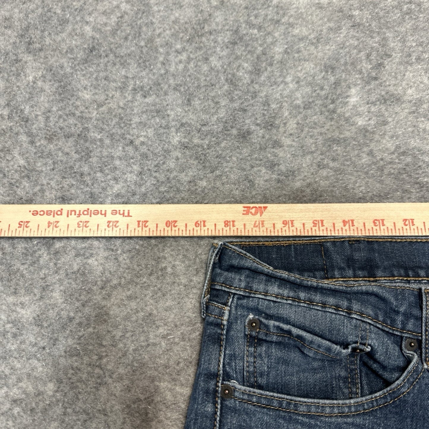 Levi’s 505 Men’s Relaxed Straight Leg Jeans Size 38x32 Blue Medium Denim