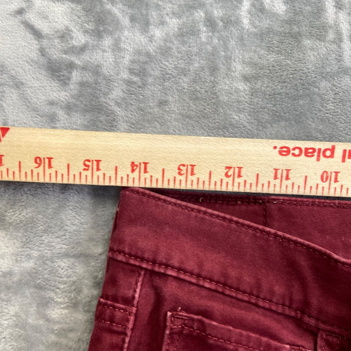Levi's Women's 720 High Rise Super Skinny Jeans Size 29 Red