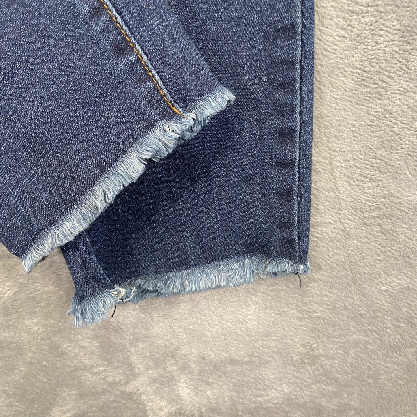 KanCan Women's Skinny Jeans Dark Wash Size 9/28