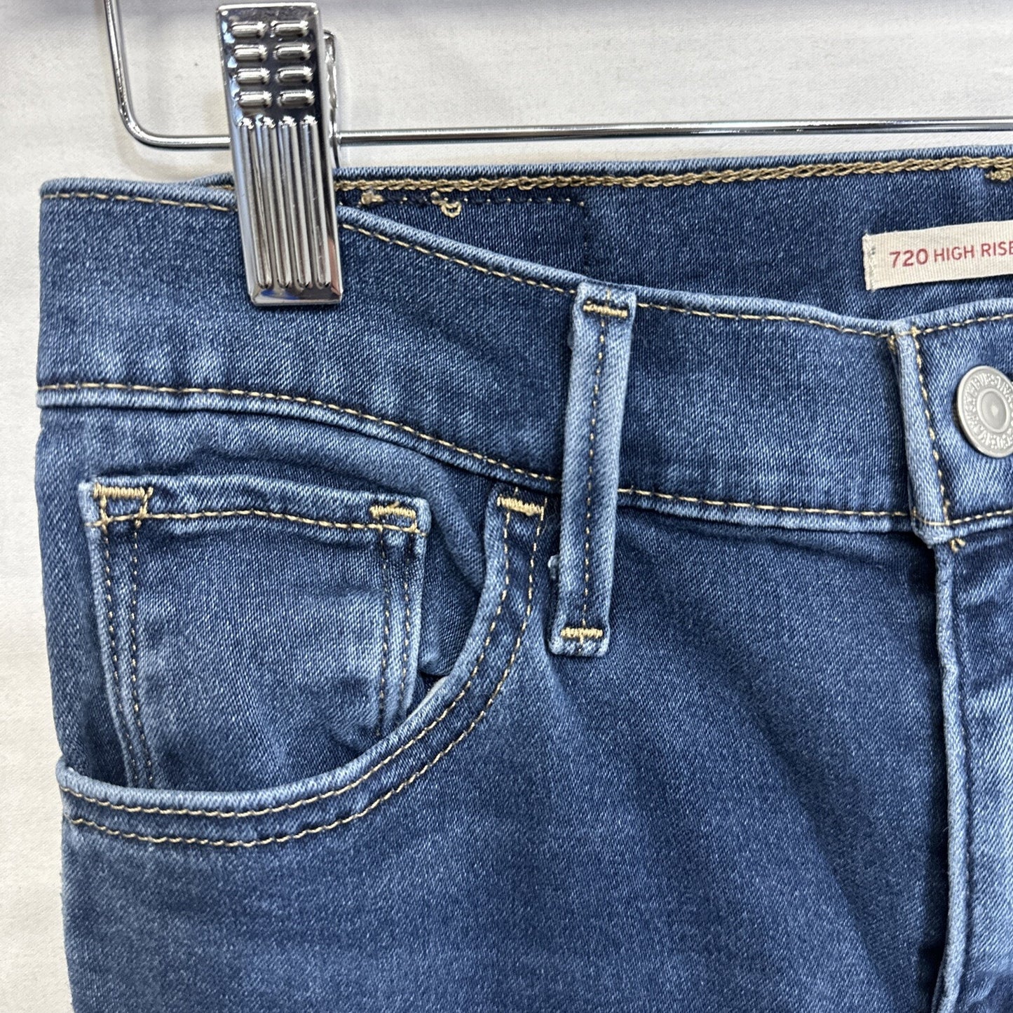 Levi’s 720 High Rise Super Skinny Jeans Women’s 26 26x30 Blue Medium Wash Denim