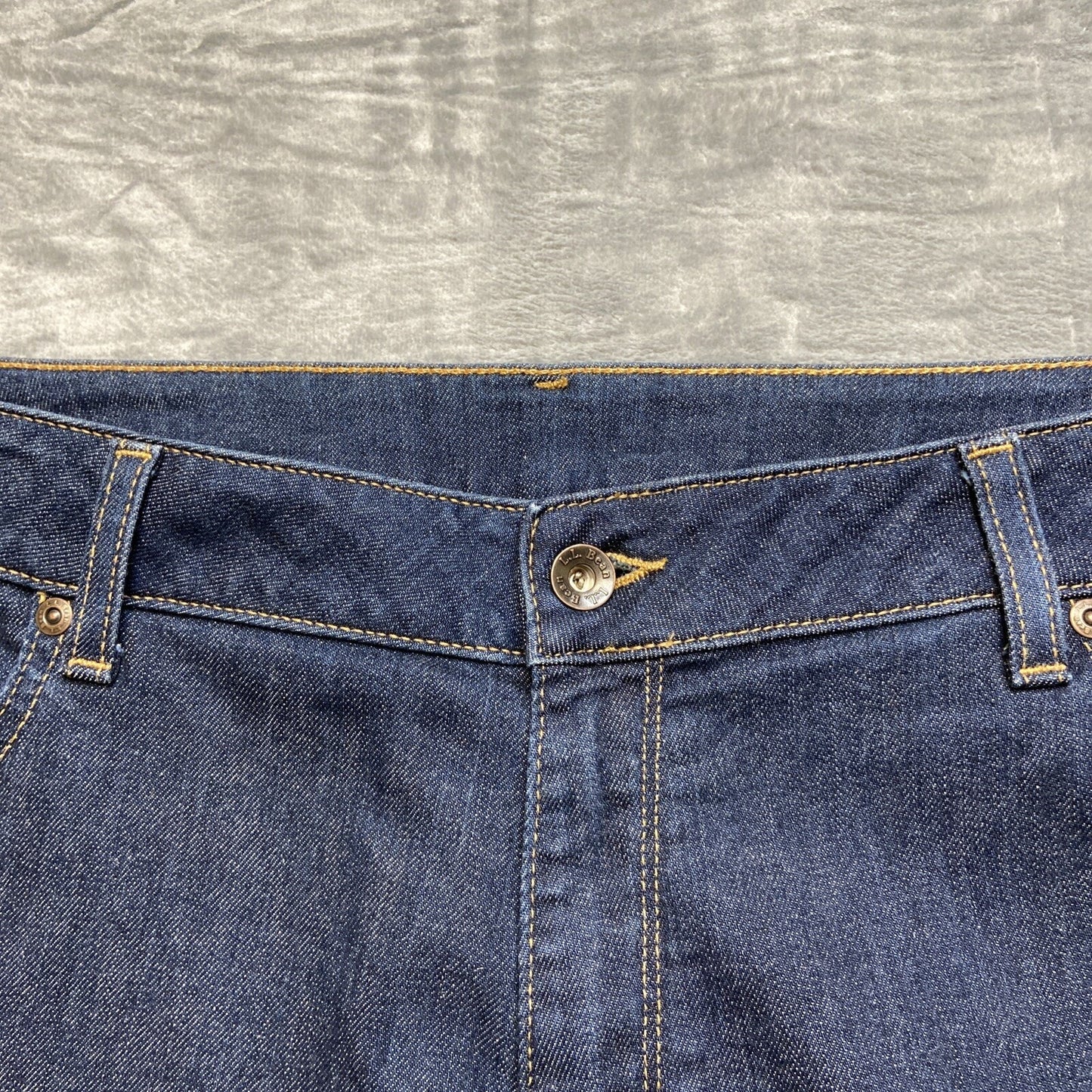L.L. Bean Straight Leg Jeans Women’s Size 16P Dark Blue Denim