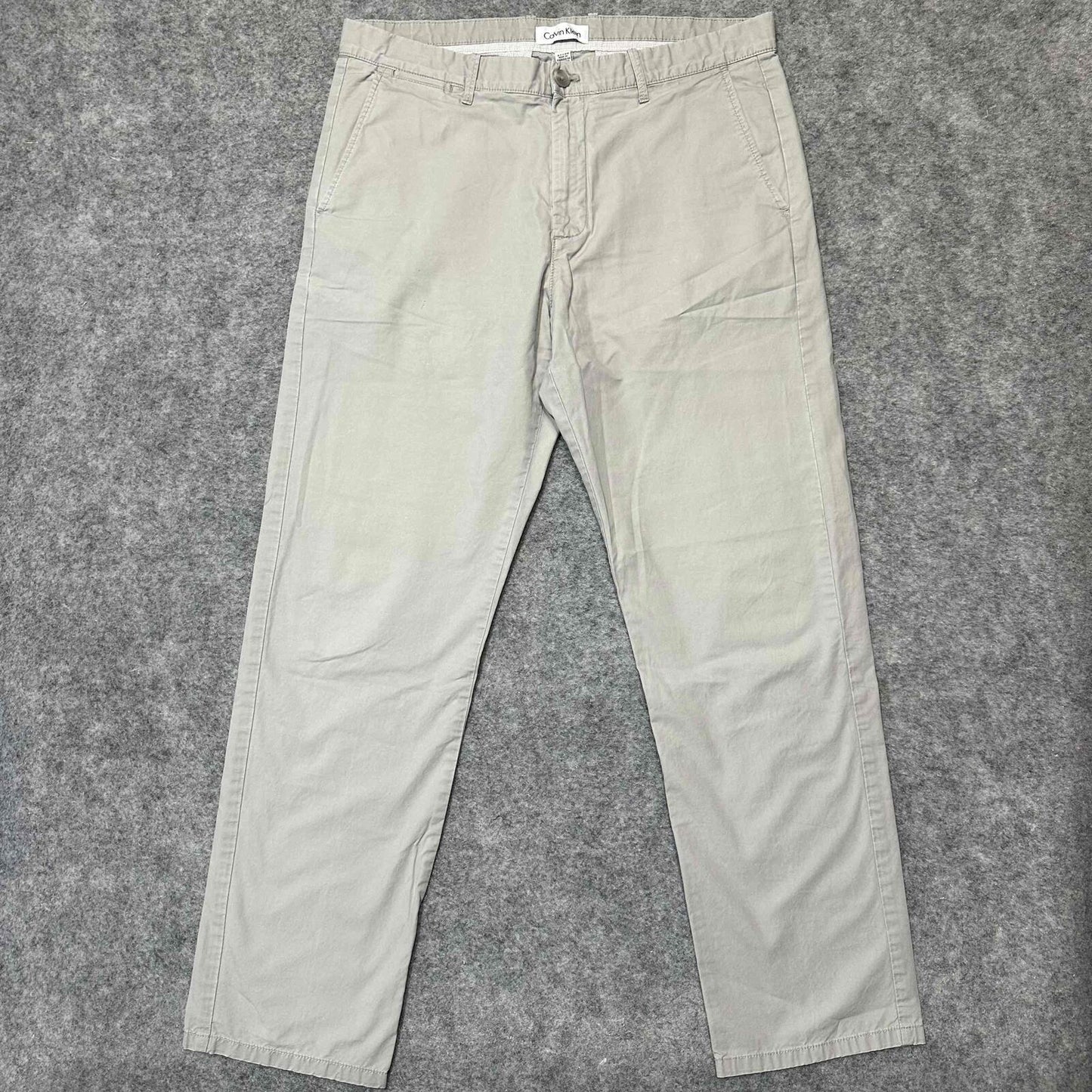 Calvin Klein Men's Front Pockets Slim Fit Chino Pants Size 34x32 Beige Light