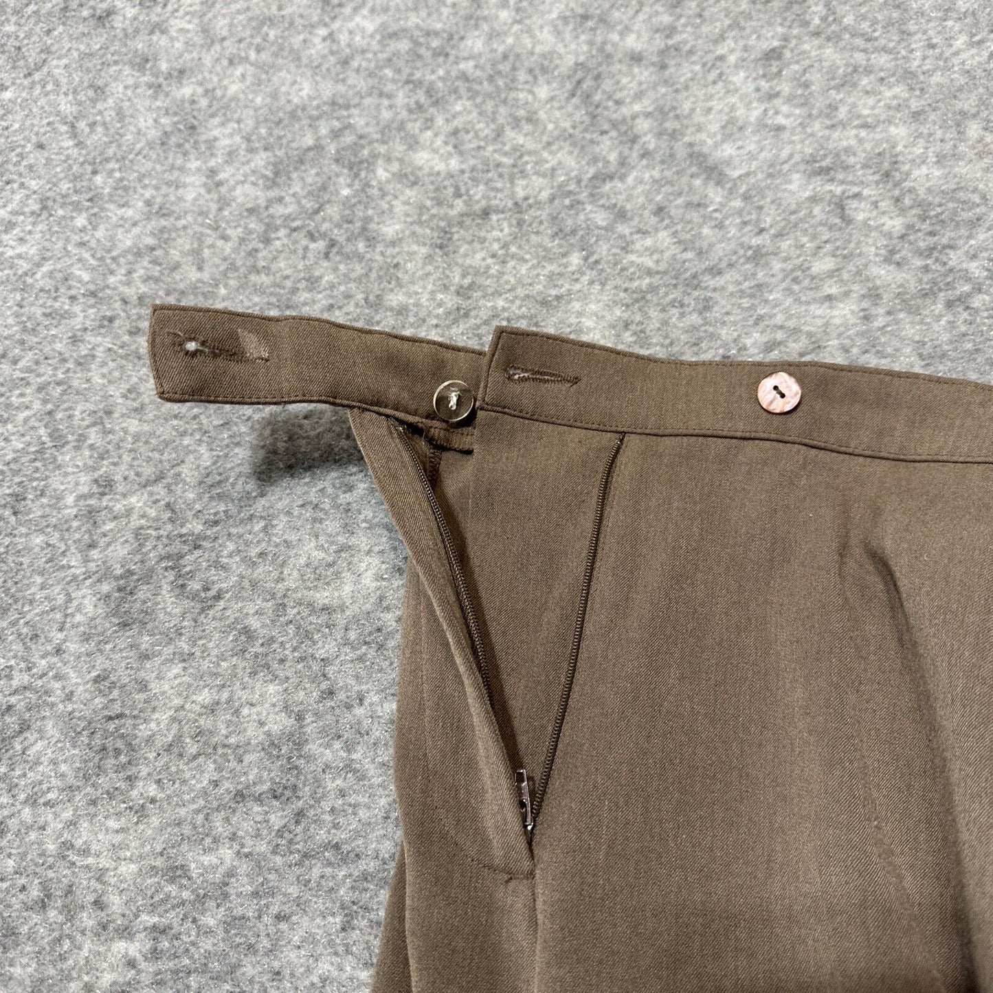 Kim Rogers Signature Women's Pleated Dress Pants Size 12 Brown Pants