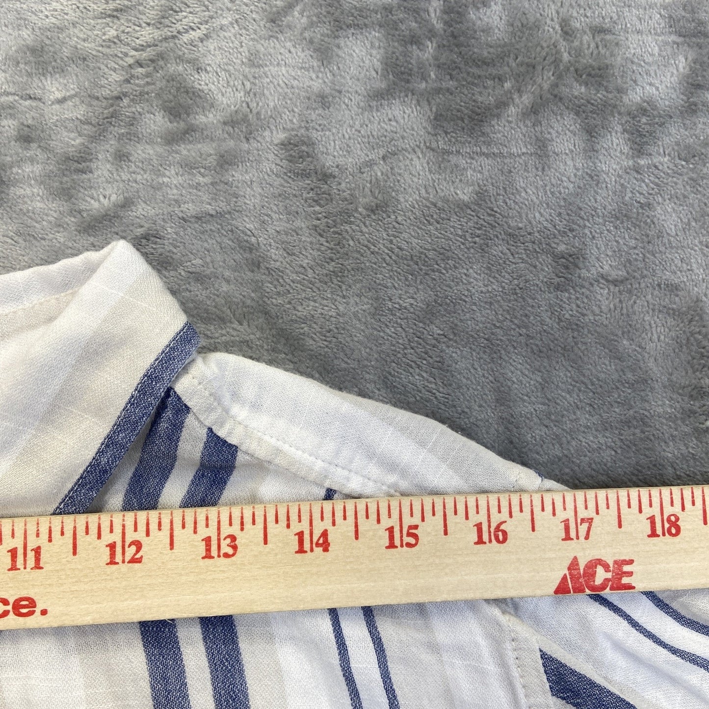 Lucky Brand Button-up Lightweight Soft Shirt Women's Size XS Blue White Stripe