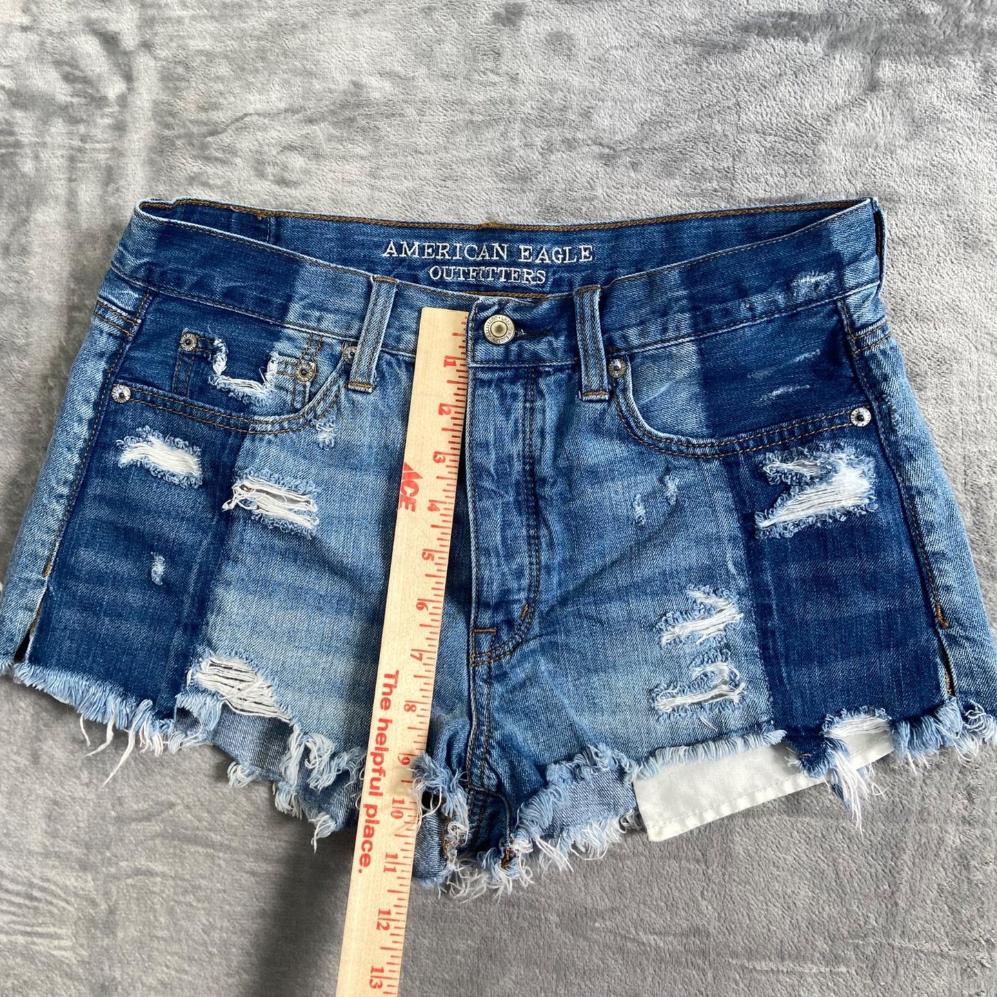American Eagle Distressed Vintage Hi-Rise Festival Shorts Women 8 Blue Two-Tone