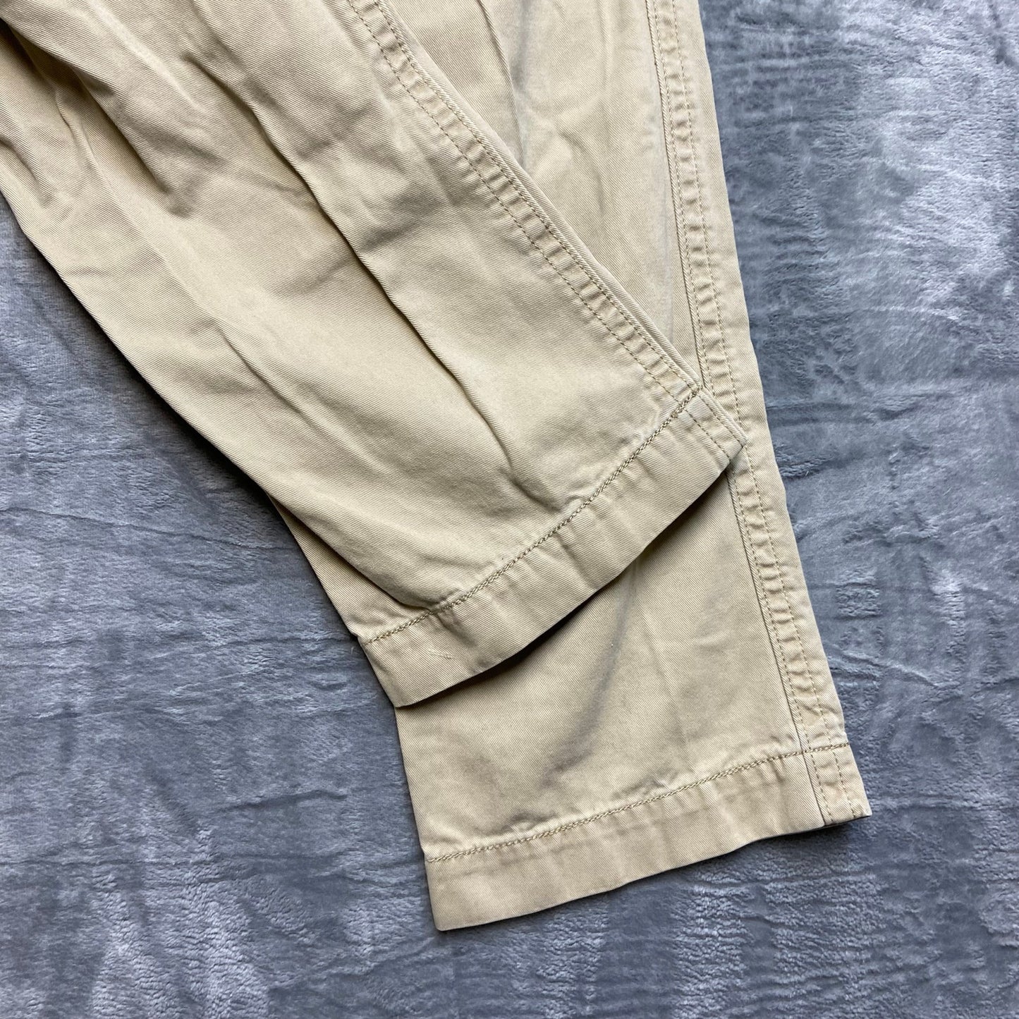 American Eagle Outfitters Straight Leg Chino Pants Men's Size 30x34 Khaki