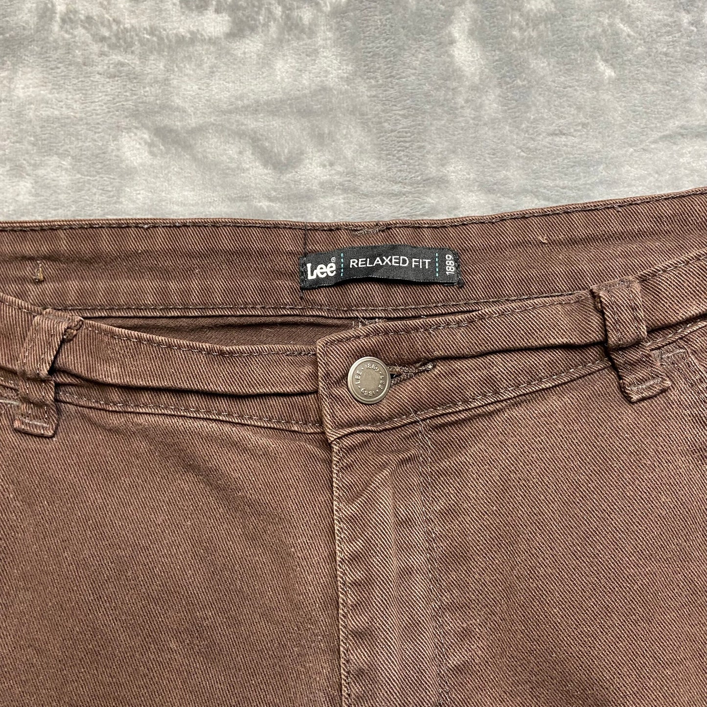 Lee Relaxed Fit Straight Leg Jeans Women's Size 12 Brown Denim Stretch GUC