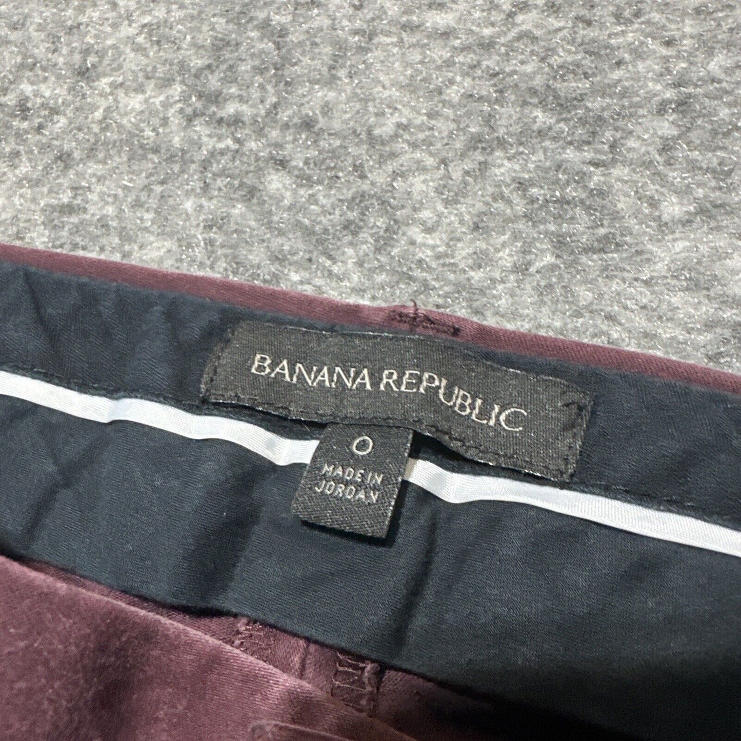Banana Republic Ryan Women's Straight Chino Pants Size 0 Red Dark Wash Pants