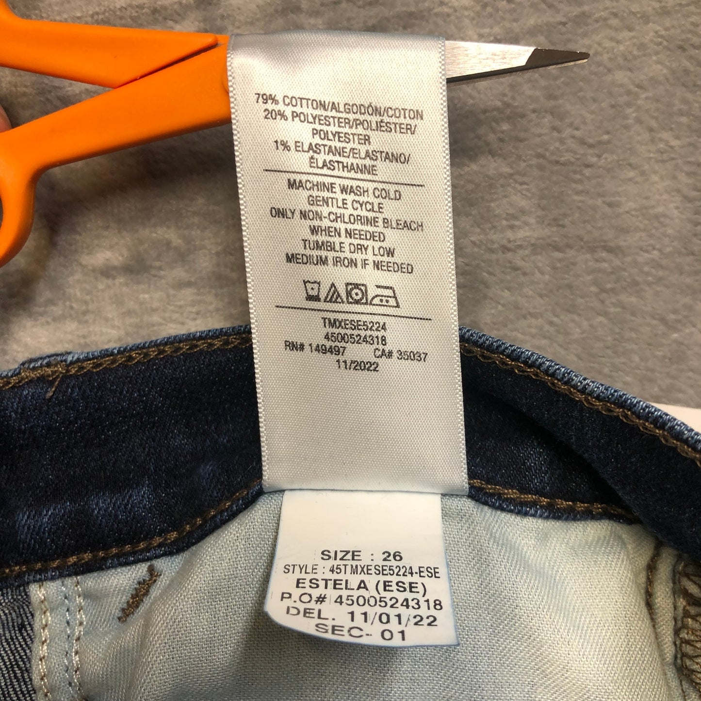 Joe's Jeans Mid Rise Estela Stretch Jeans Women's Size 26 Dark Blue Denim