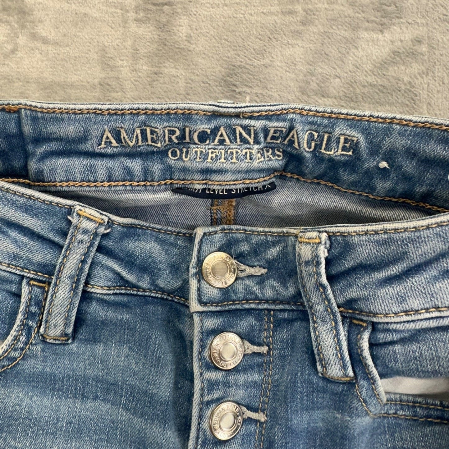 American Eagle Women's Super Hi-Rise Jegging Size 4 Light Blue Denim #1881