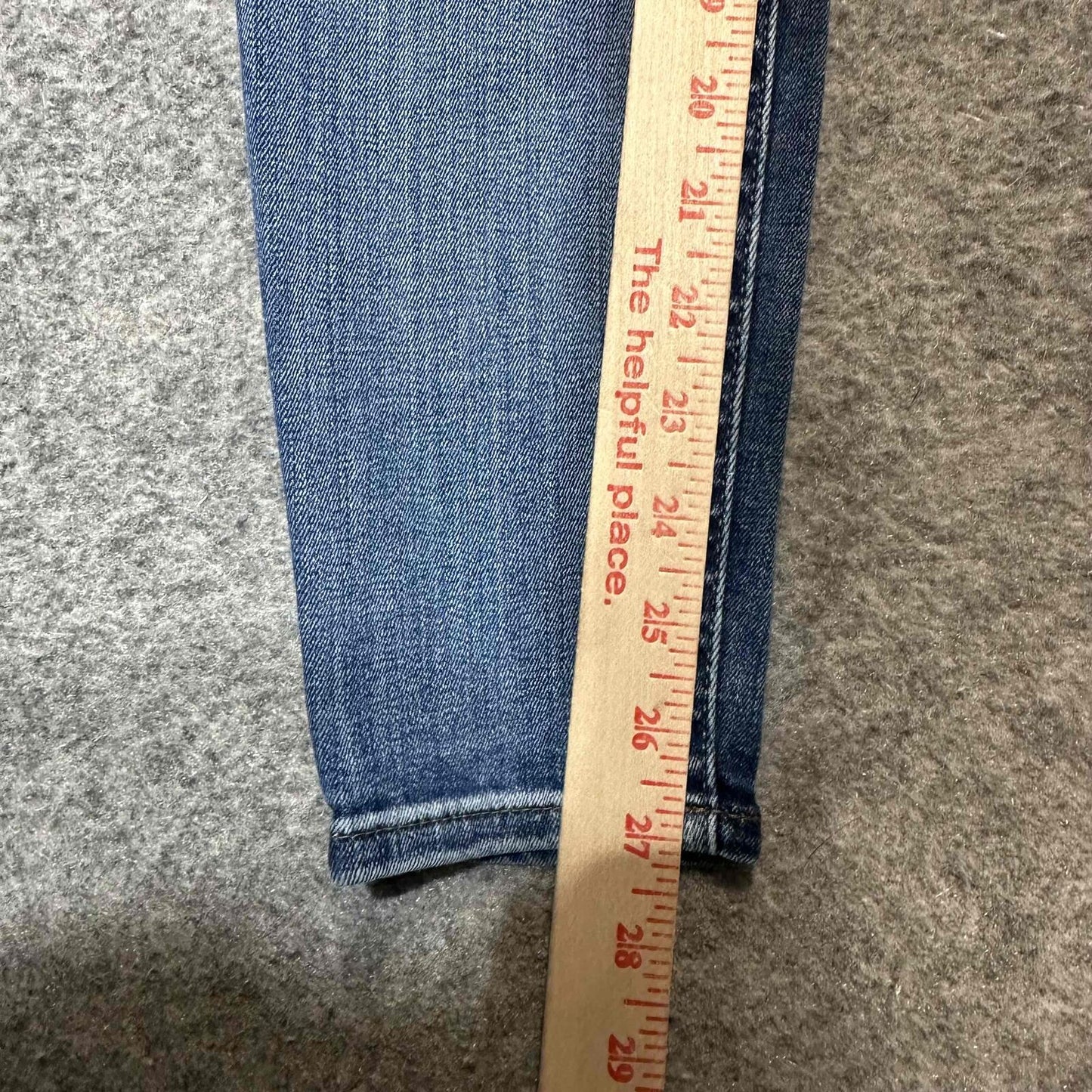Gap 1969 True Skinny Women's Skinny Fit Jeans Size 27S Blue Medium Wash Denim