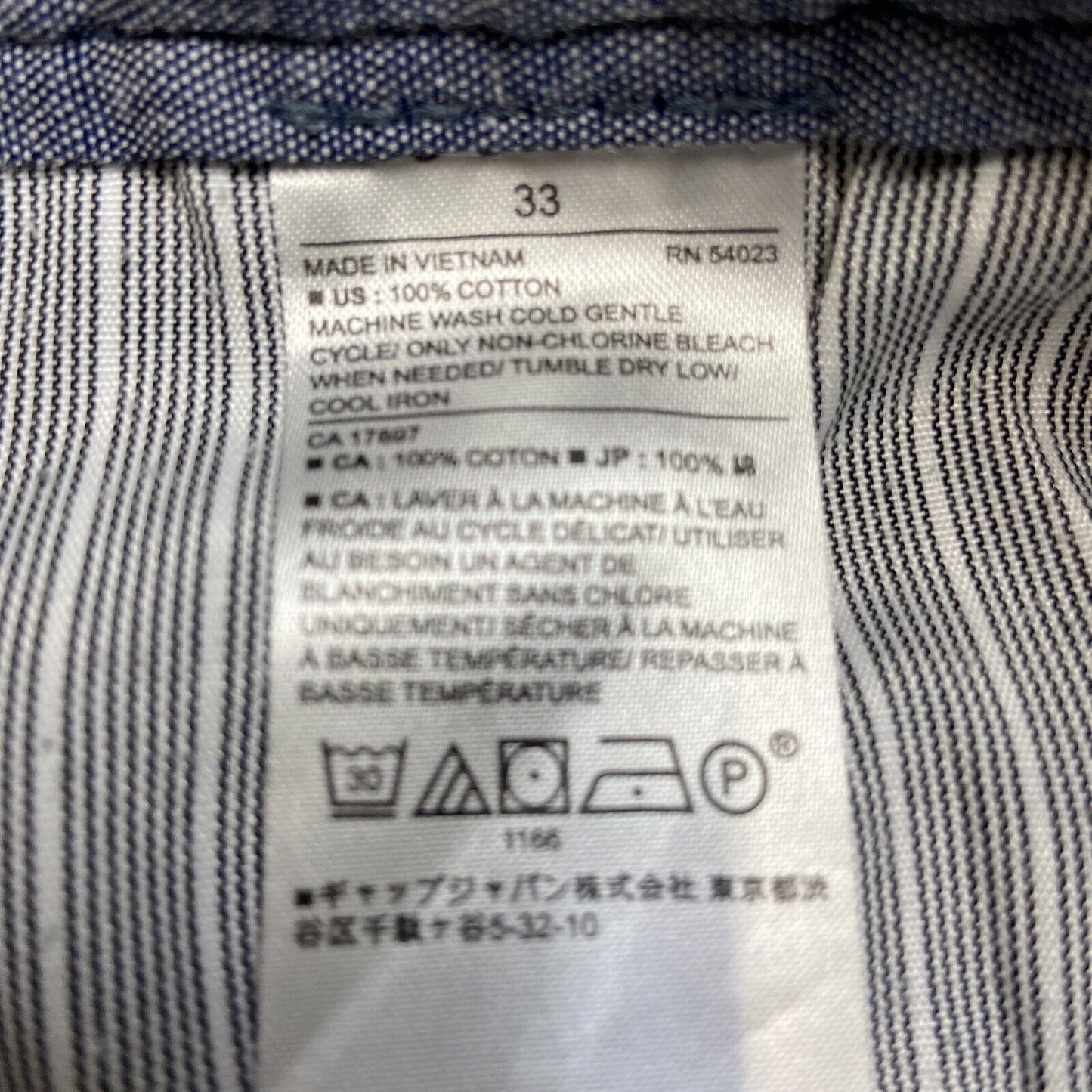 Banana Republic Emmerson Shorts Men's Size 33 Gray and Blue Striped Shorts