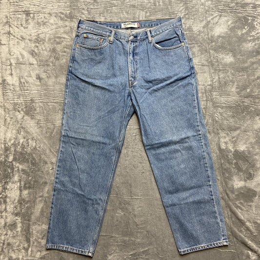 Vintage Levi’s 550 Relaxed Fit Jeans Men’s Size 38x30 Light Blue Denim