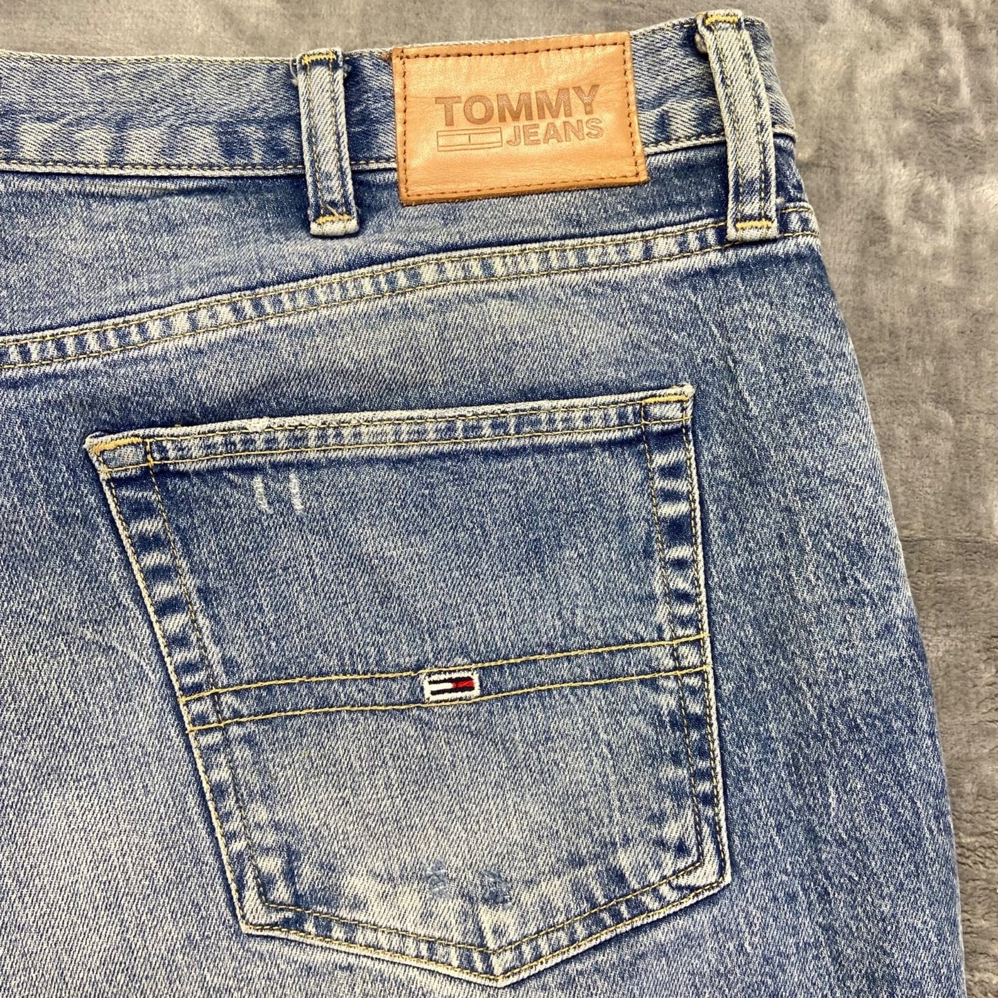 Tommy Jeans Distressed Straight Men's Jeans 40x32 Light Blue Denim