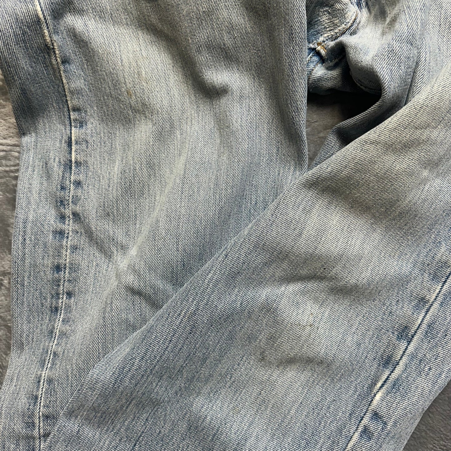 Vintage Levi’s 501 XX Distressed Straight Jeans Men’s Sz 36x30 Light Blue Denim