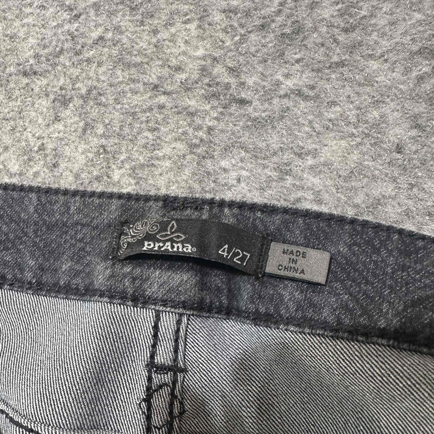 prAna Women's Straight Jeans Size 4/27 Black Dark Wash Denim