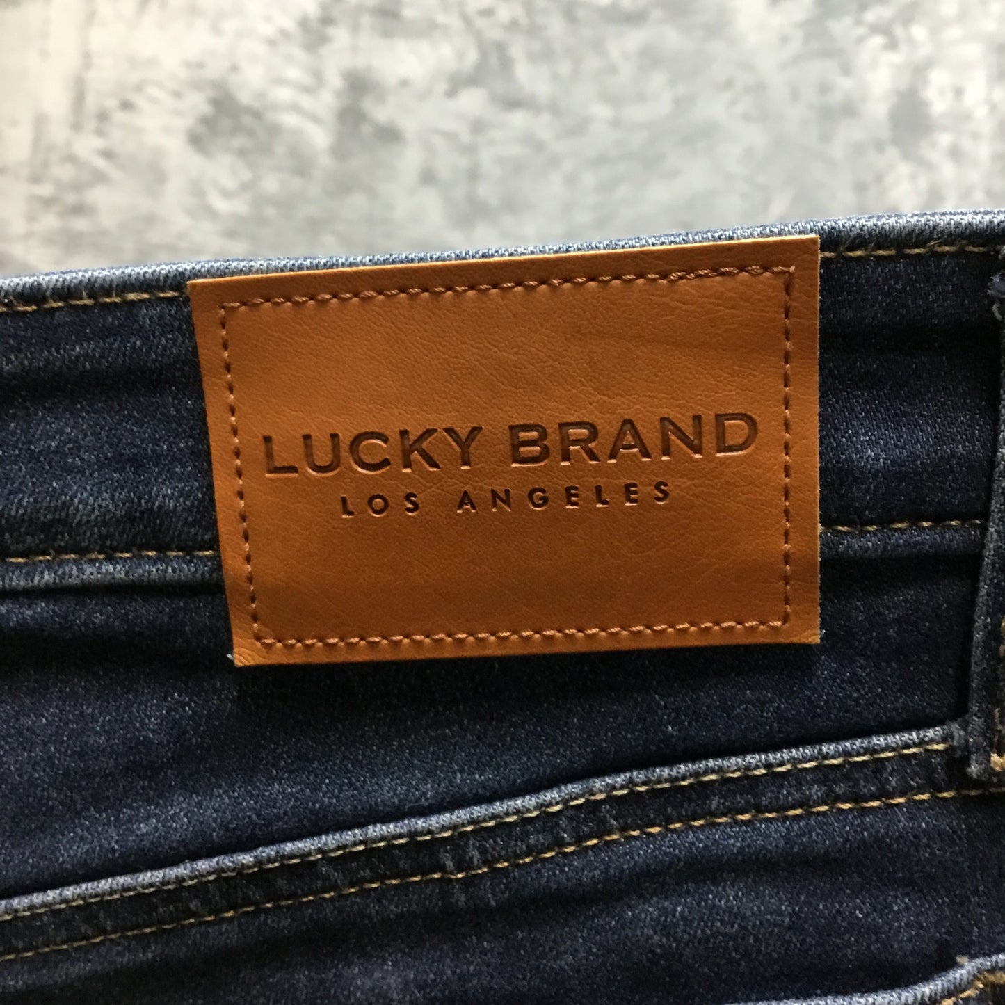 Lucky Brand The Bermuda Shorts Mid-Rise Women's Size 8 Blue Denim