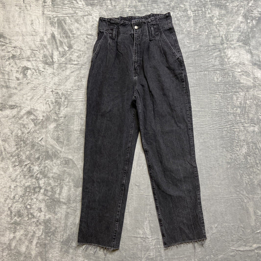 Abercrombie & Fitch Mom Cutoff Jeans Women’s Size 28/6 Black