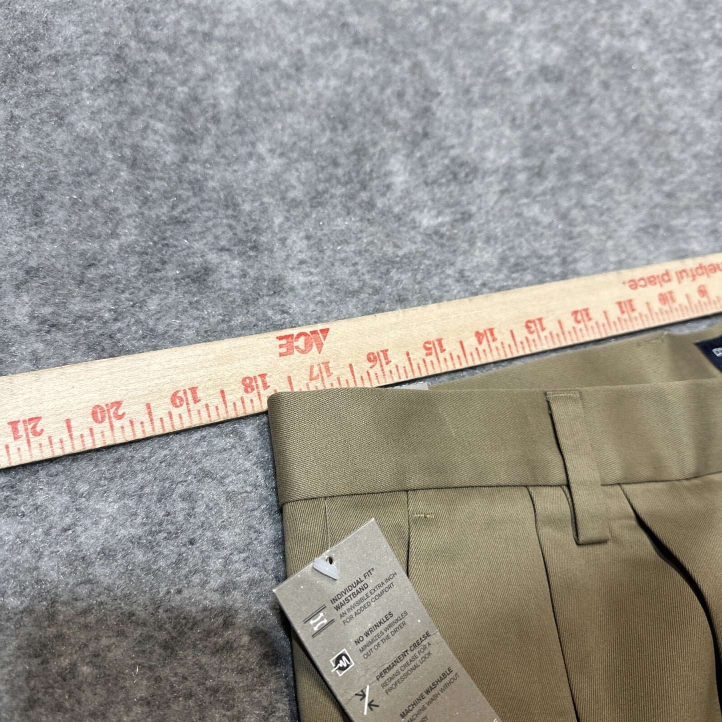 New Dockers Signature Khaki Pleated D3 Classic Fit Dress Pants Men's 36x29 Tan