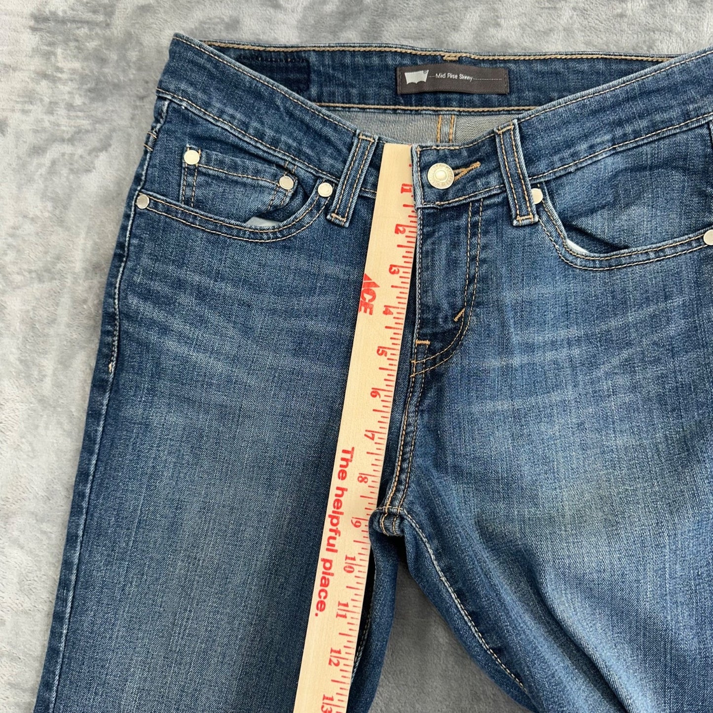 Levi's Women's Mid Rise Skinny Jeans Size 27 Blue Dark Wash #2027