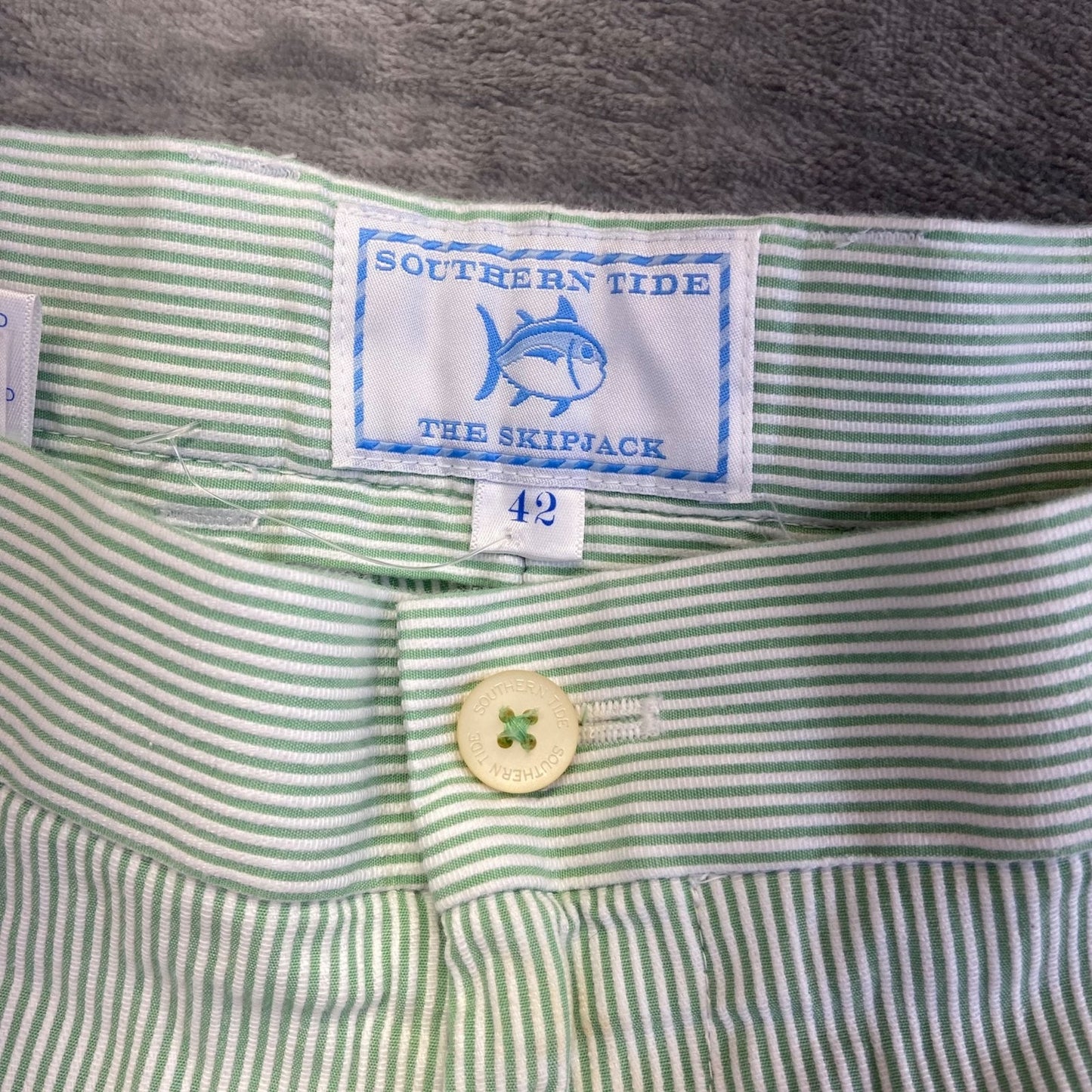 Southern Tide Men's Striped Shorts Size 42 Green