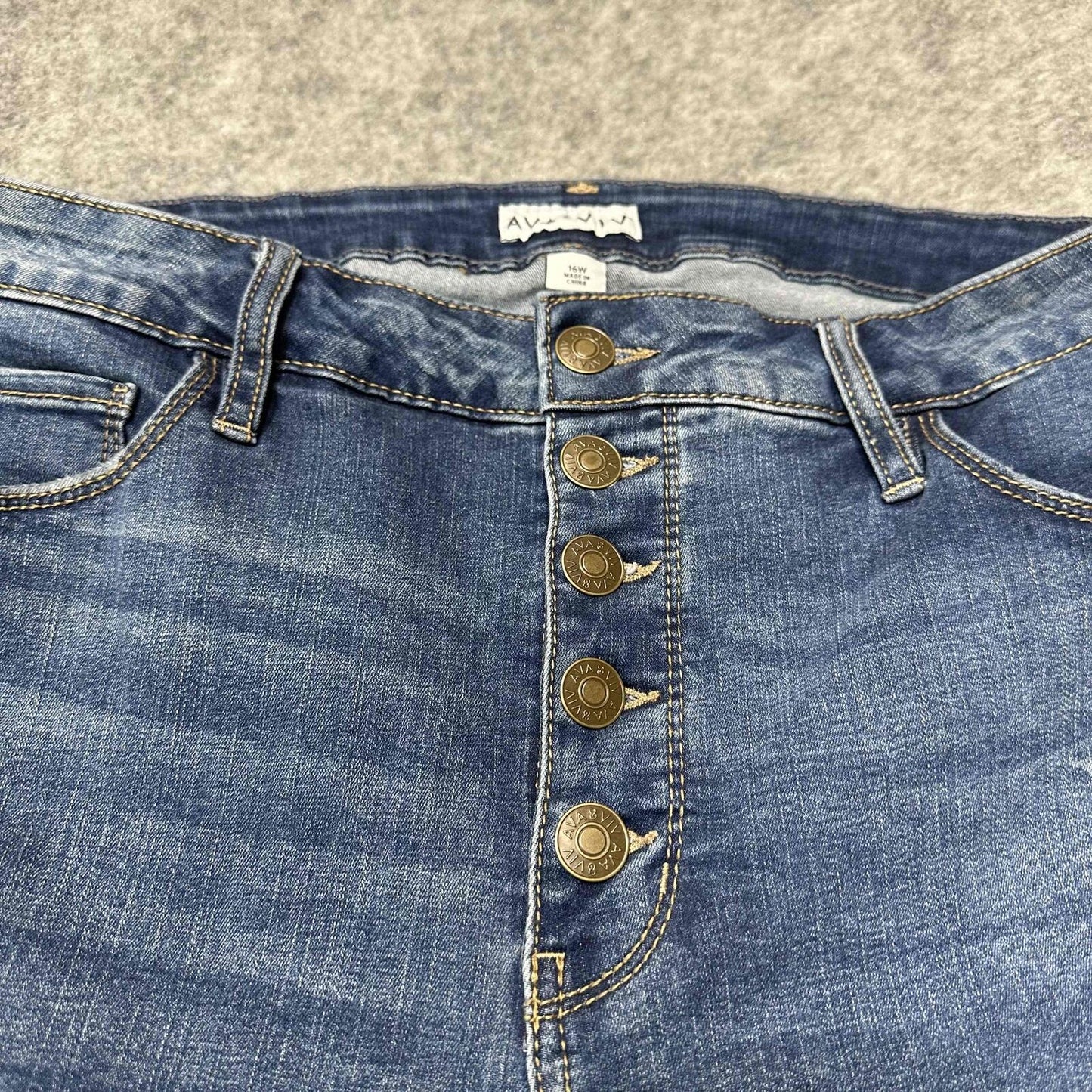 Ava & Viv Blue Women's Distressed Mid Rise Button Fly Skinny Jeans Size 16W