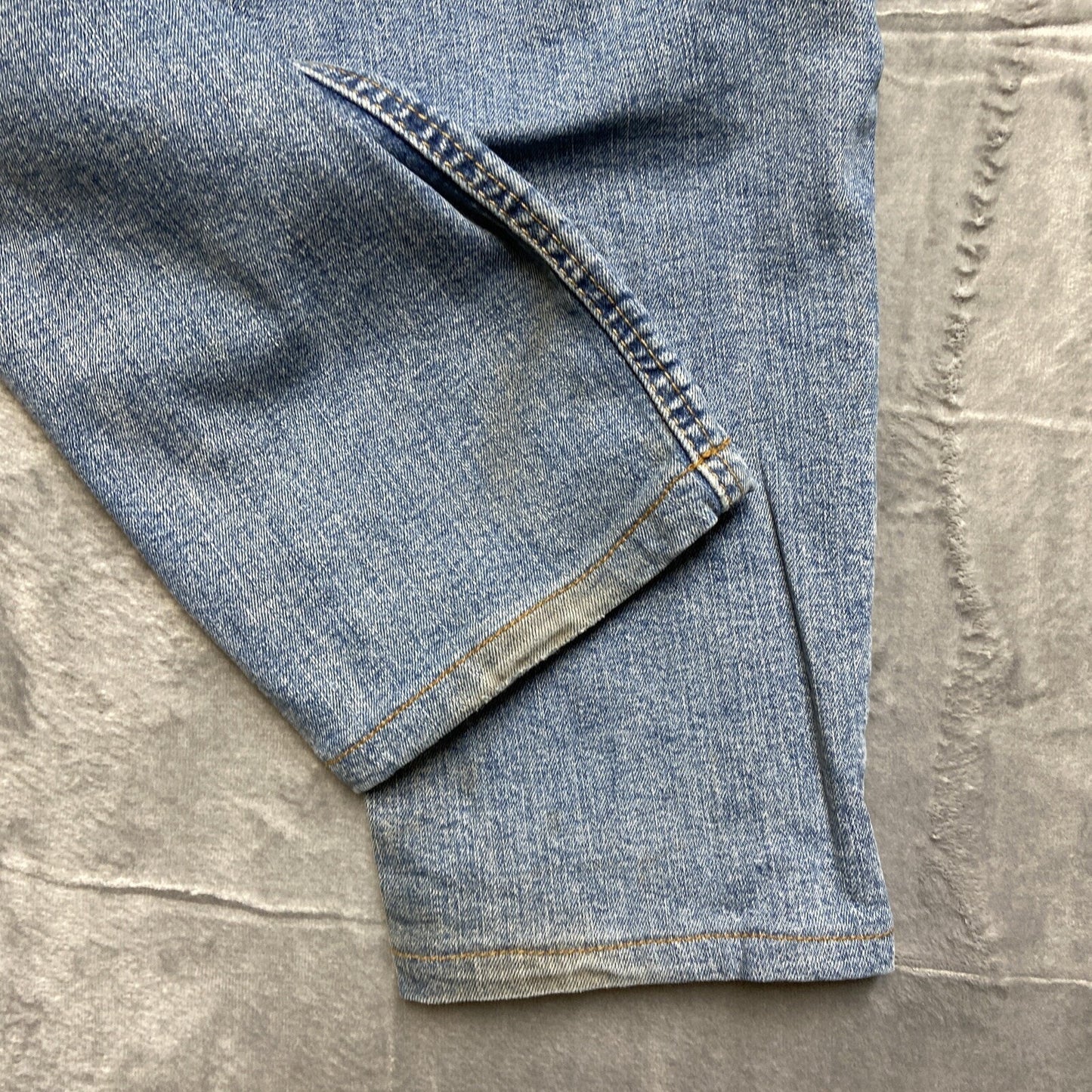 Levi’s Hemmed To Skinny Fit Jeans Women's Size 31x29 Blue Denim
