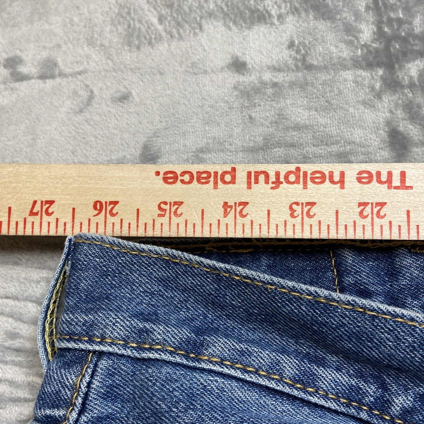 Levi’s 550 Relaxed Fit Jeans Men's Size 54x30 Blue Denim
