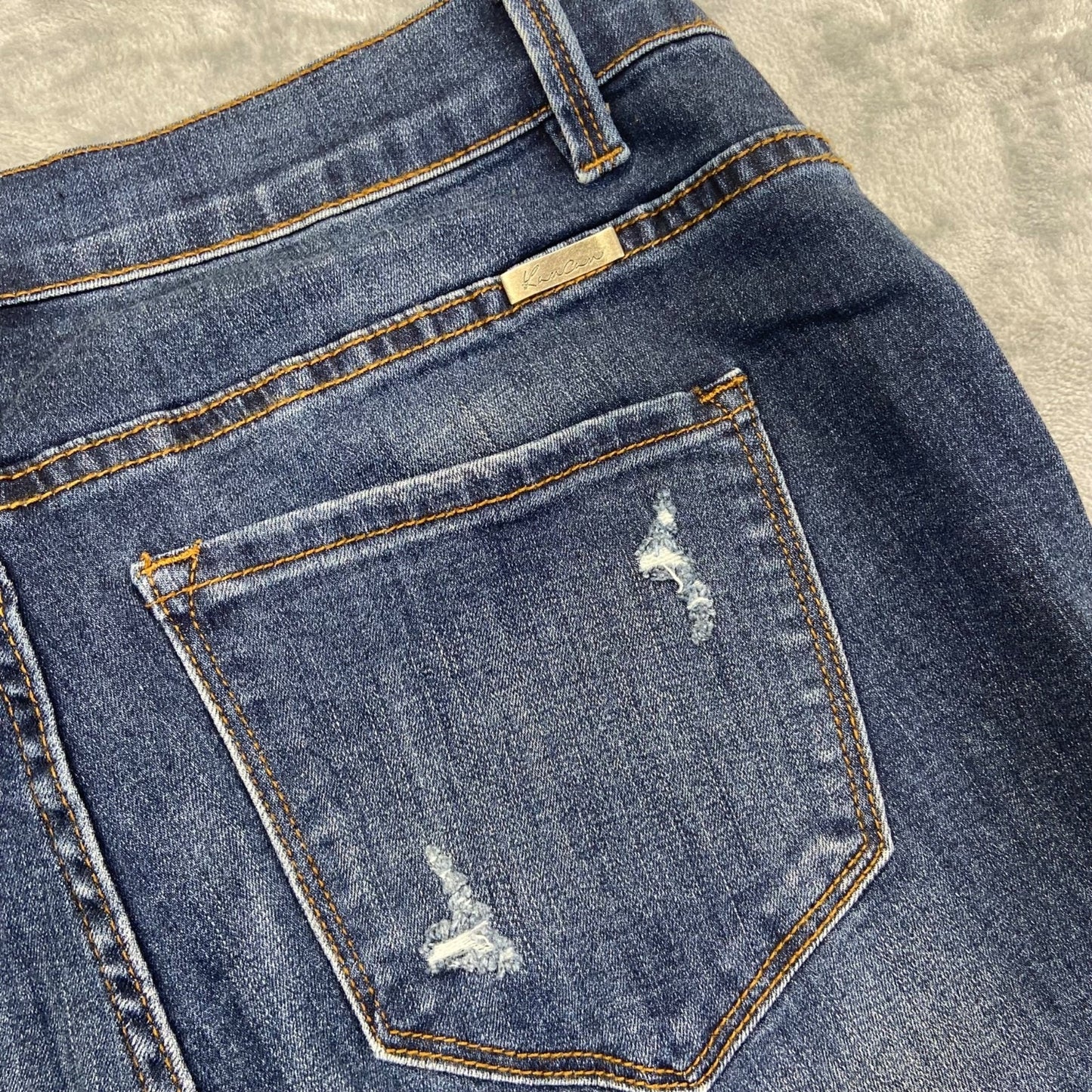 KanCan Women's Skinny Jeans Dark Wash Size 9/28
