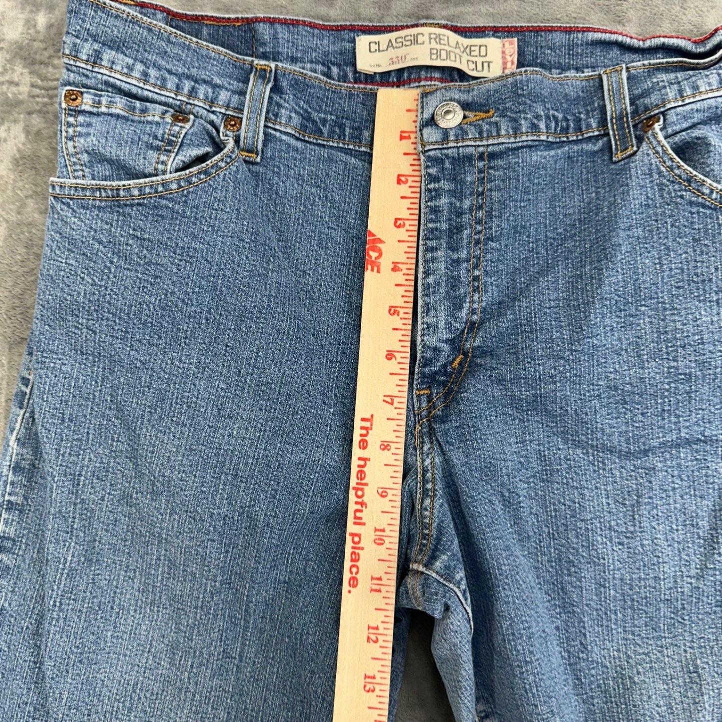 Levi's Women's 550 Classic Relaxed Bootcut Jeans Size 14L Blue Medium Wash Denim