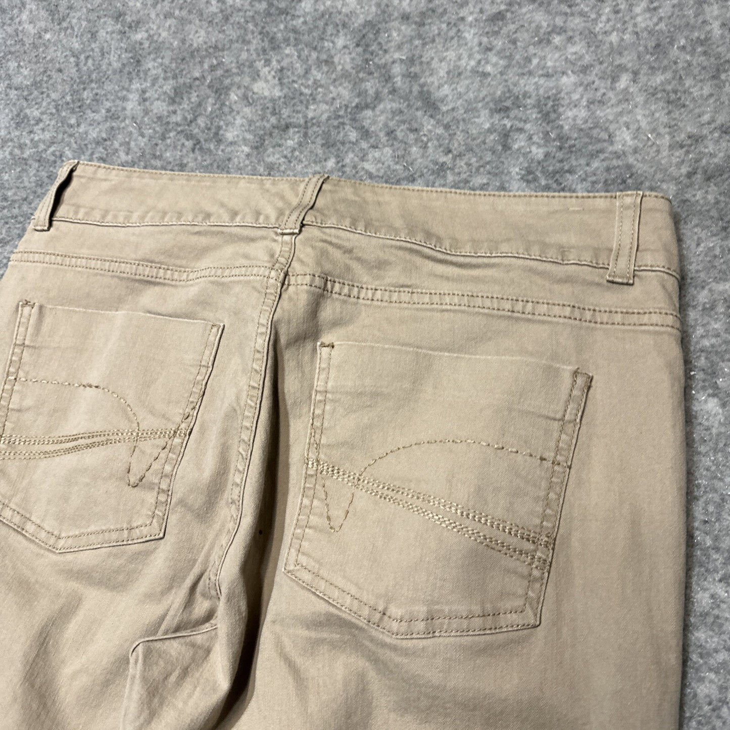 Lee Slender Secret Lower On The Waist Men's Straight Jeans Size 12M Medium Beige