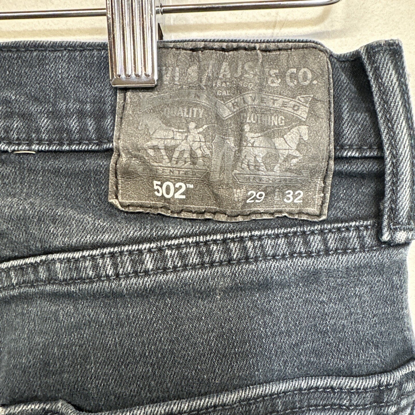 Levi's 502 Jeans Mens 29x32 Black Regular Taper Mid Rise Dark Wash Denim Zip