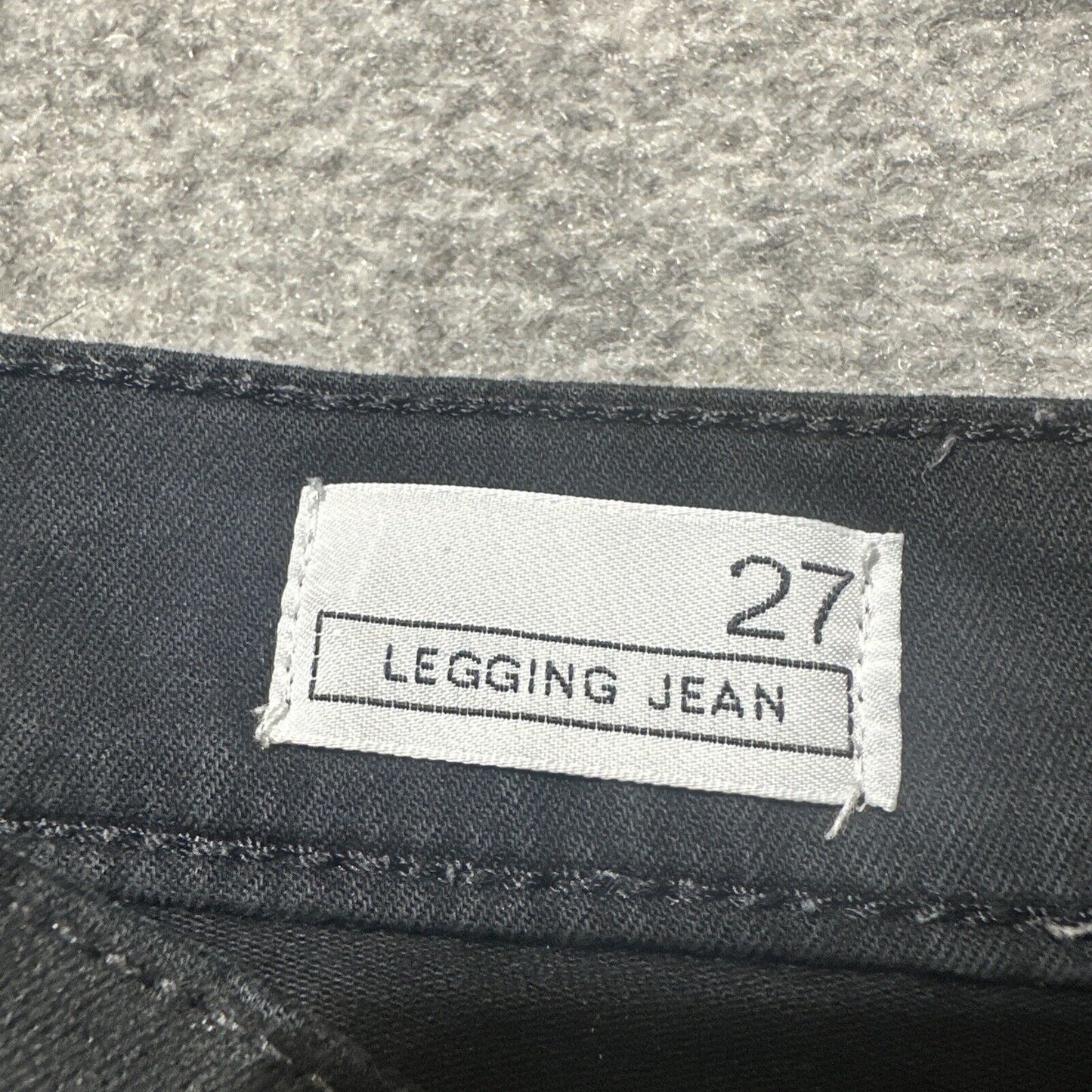 Gap 1969 Women's Leather Coated Legging Jean Size 27 Black Denim