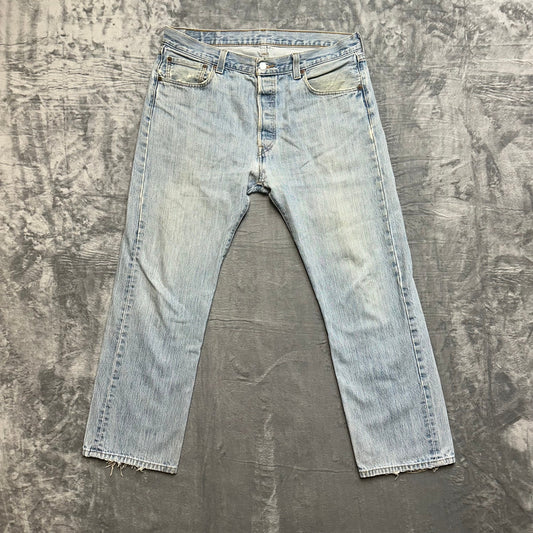 Vintage Levi’s 501 XX Distressed Straight Jeans Men’s Sz 36x30 Light Blue Denim