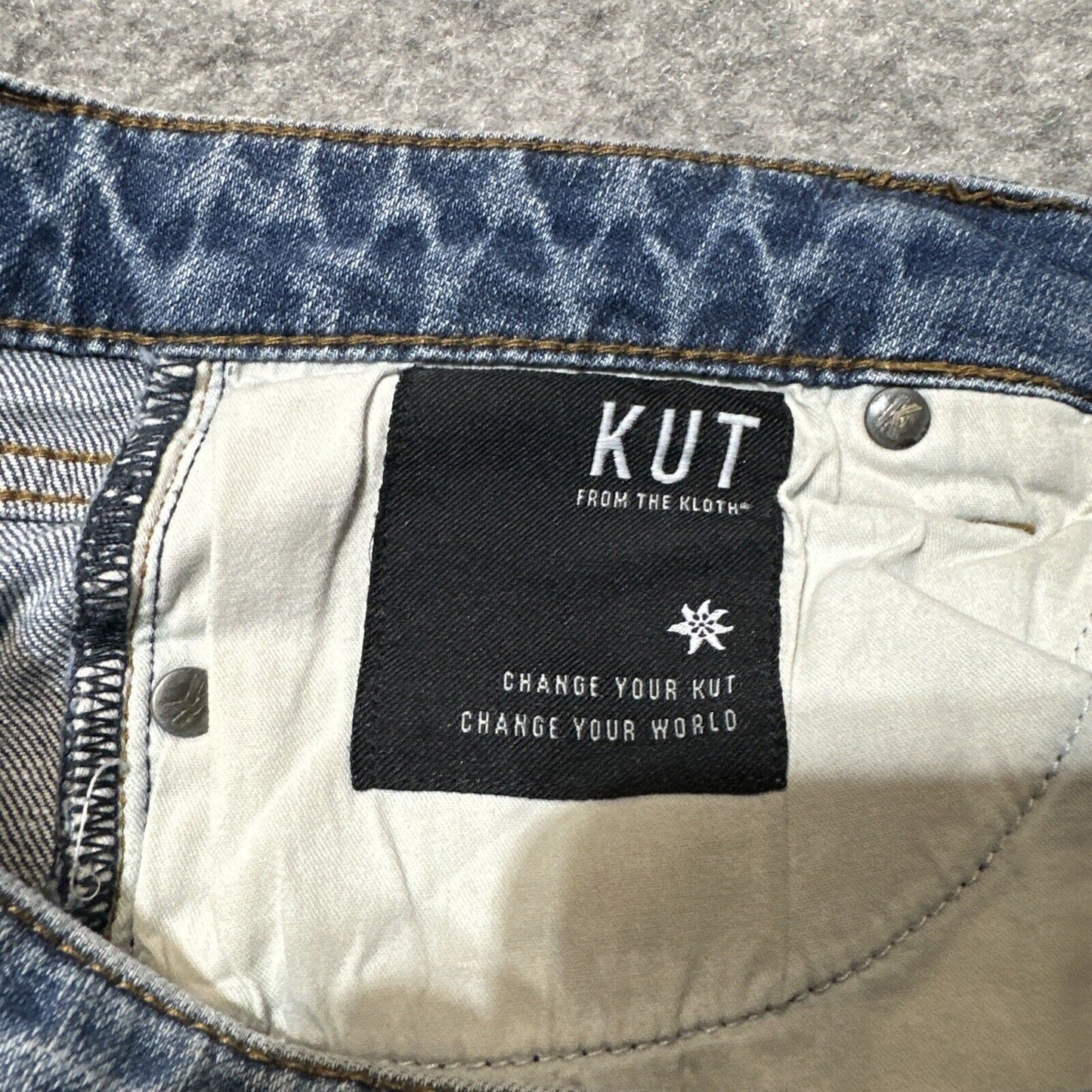 KUT From The Kloth Catherine Boyfriend Women's Distressed Jeans Size 4 Blue
