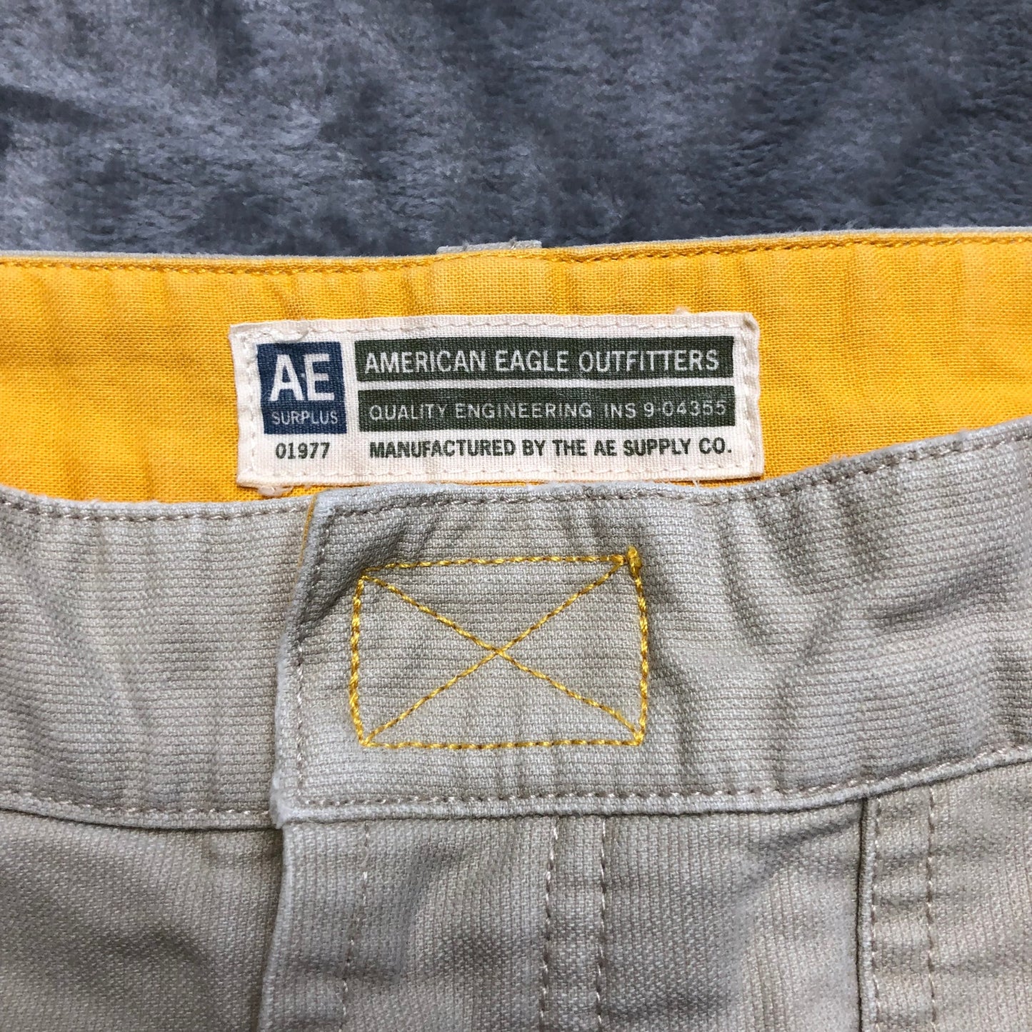 Vintage American Eagle Cargo Pants Women's Size 4 Beige