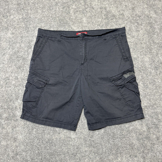 UNIONBAY Men's Cargo Shorts Size 42 Black Dark Wash Shorts