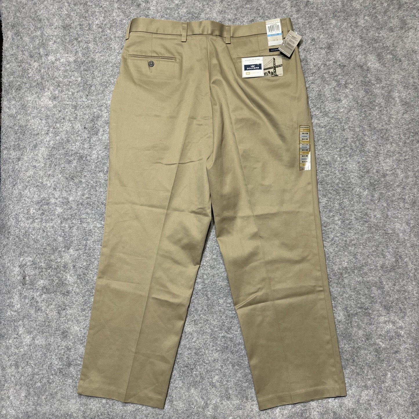 New Dockers Signature Khaki Pleated D3 Classic Fit Dress Pants Men's 36x29 Tan