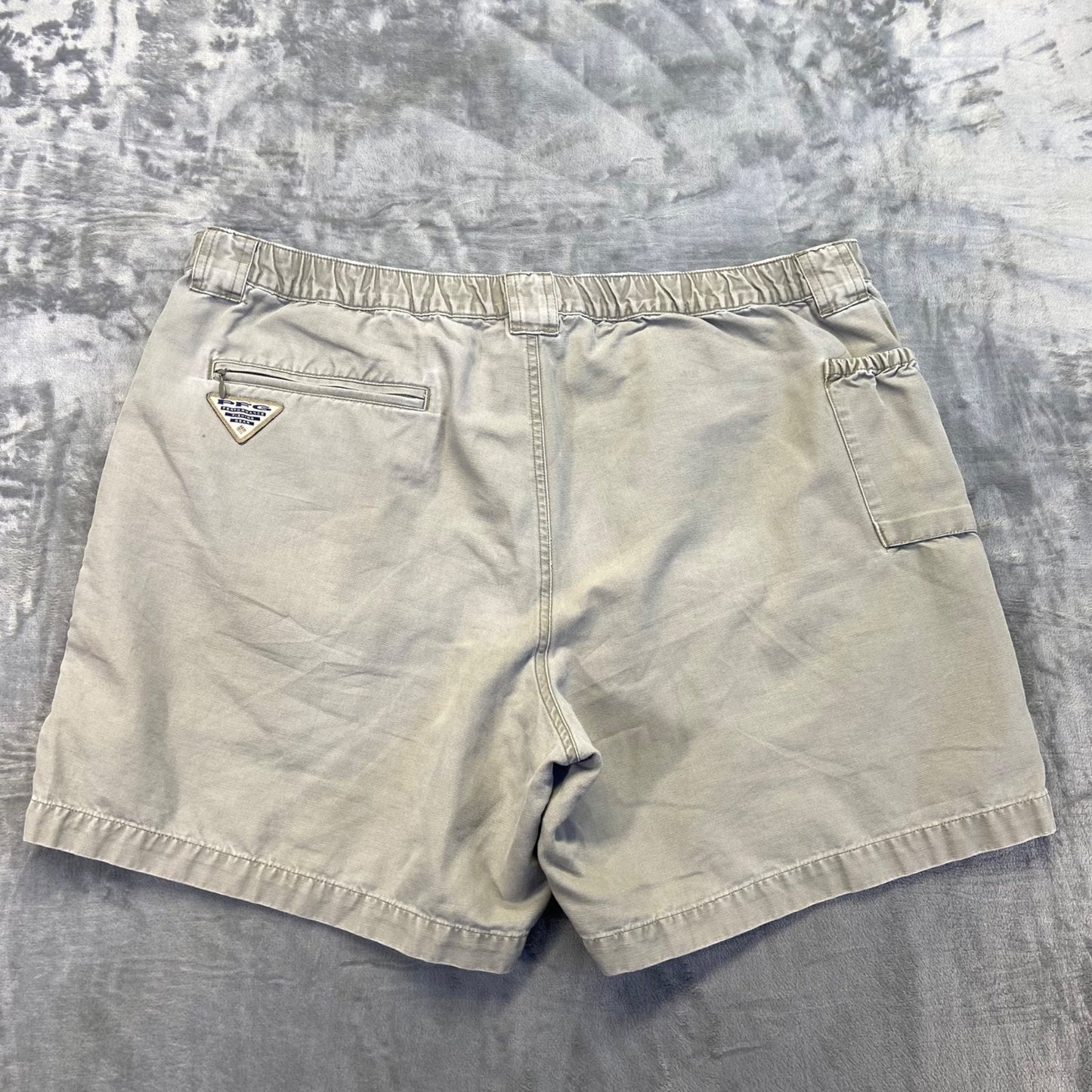 Columbia PFG Performance Fishing Gear Cargo Shorts Men's Size XL Gray