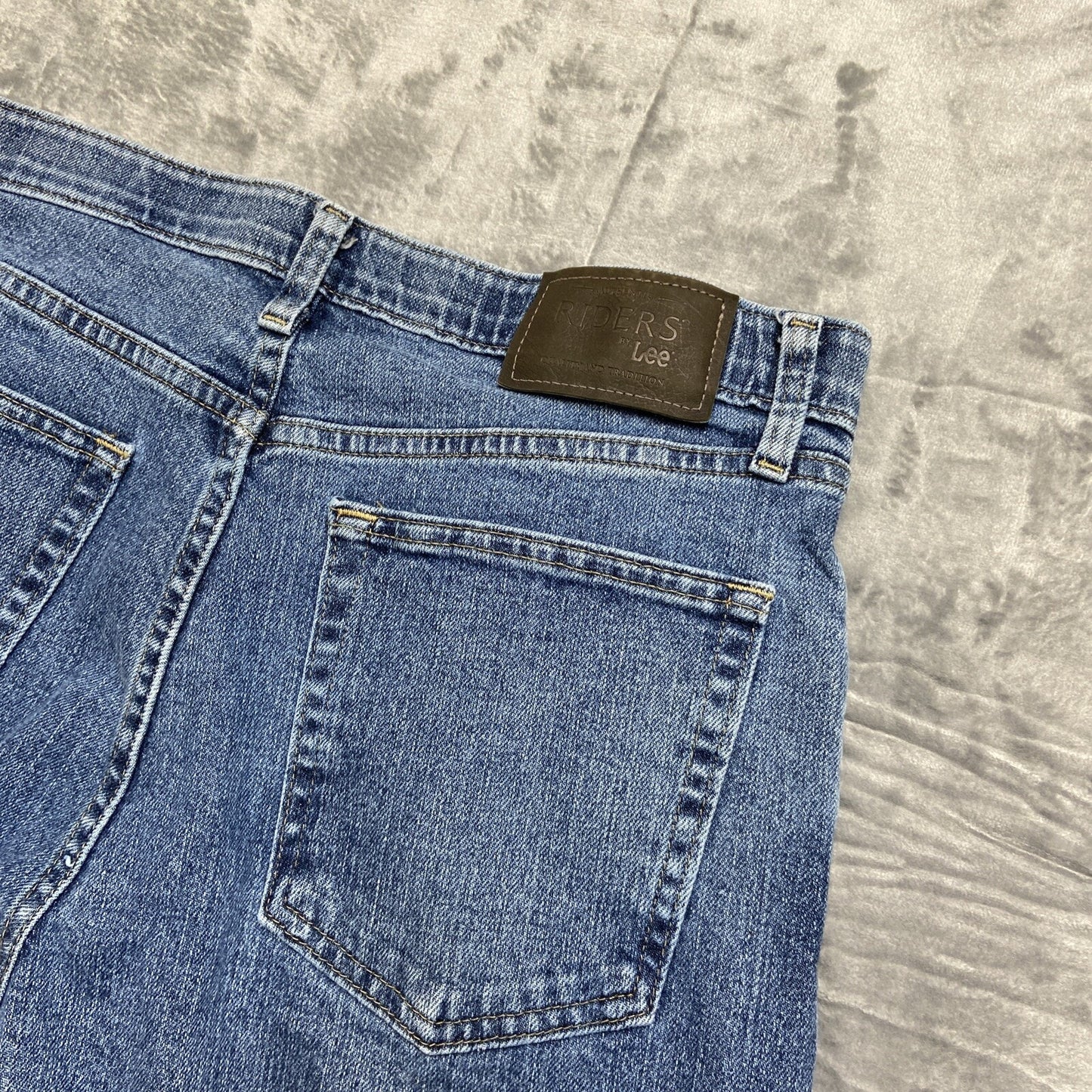 Lee Riders by Lee Comfort Flex Relaxed Jeans Men's Size 32x32 Blue Denim