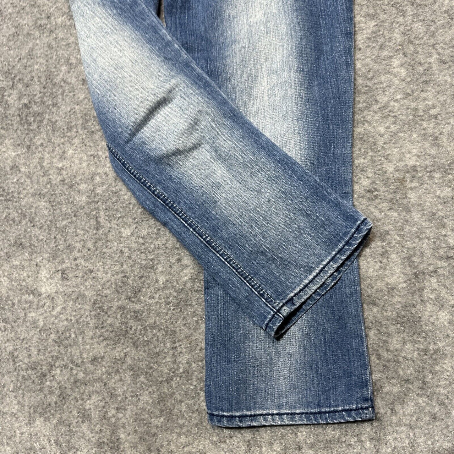 HYDRAULIC Lola Curvy Women's Capri Jeans Size 5/6 Blue Medium Wash