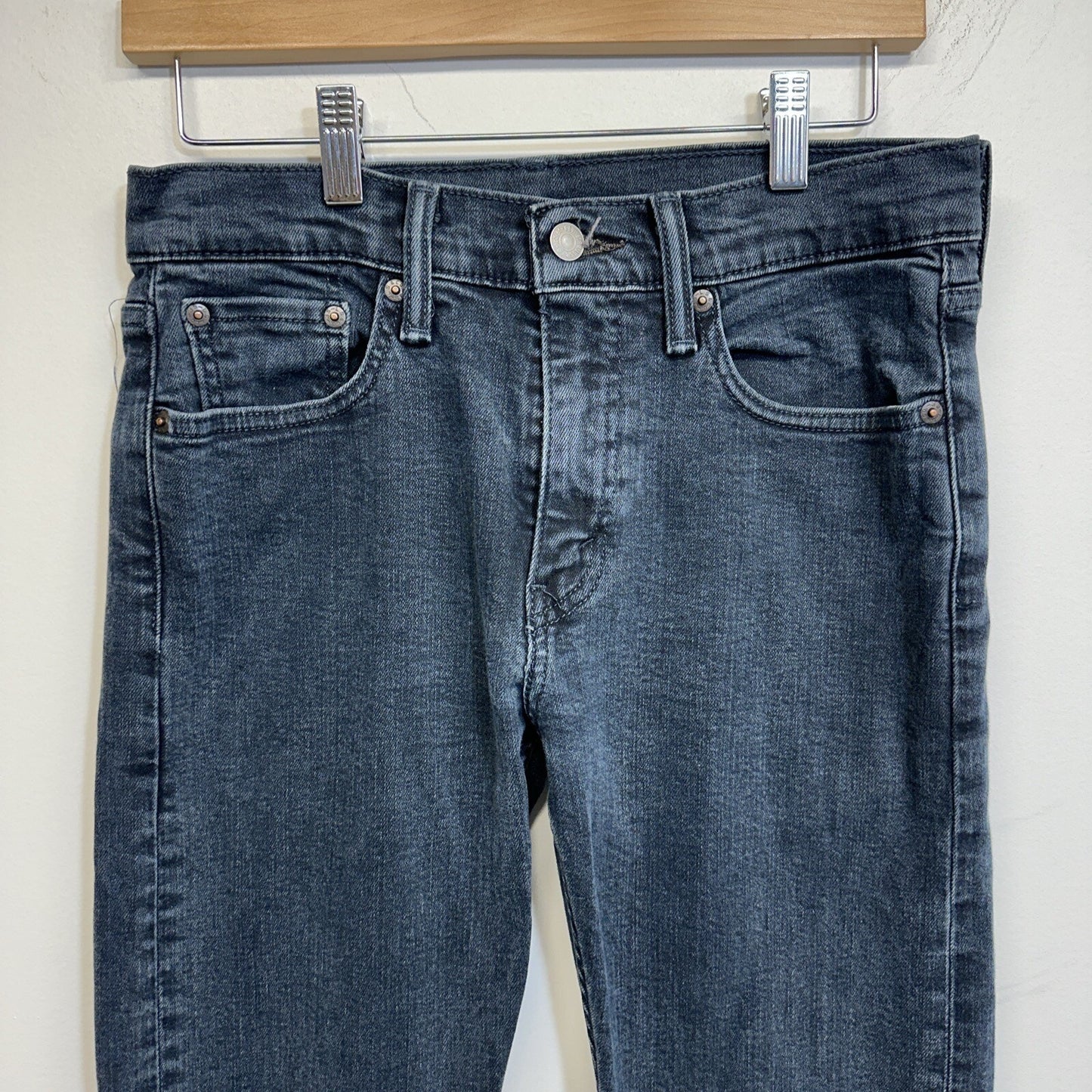 Levi's 502 Jeans Mens 29x32 Black Regular Taper Mid Rise Dark Wash Denim Zip