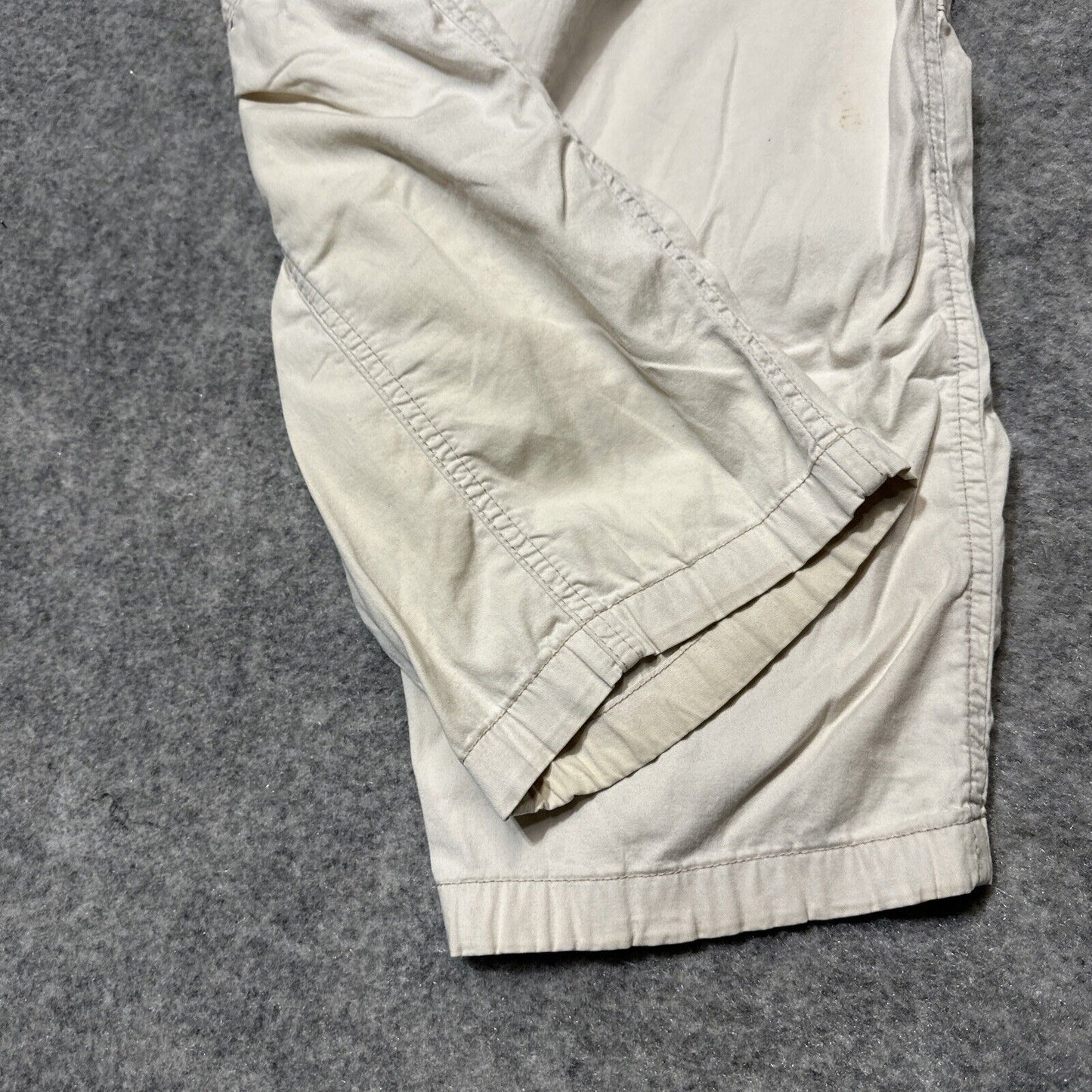 Lee Relaxed Fit Mid Rise Women's Cropped Pants Size 6M Medium White Pants