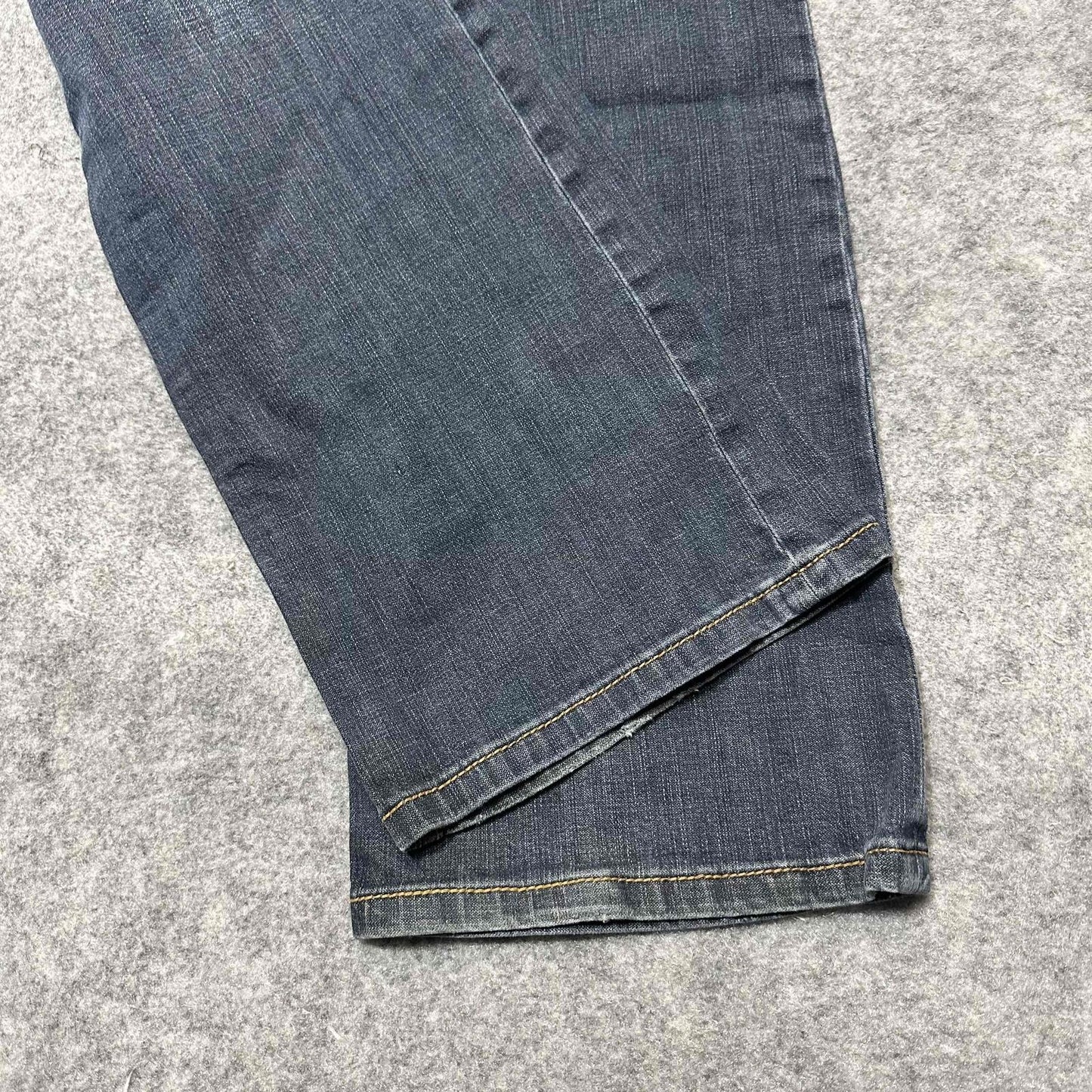 Cowgirl Up Women's Bootcut Jeans Size 12 Black Dark Wash Denim
