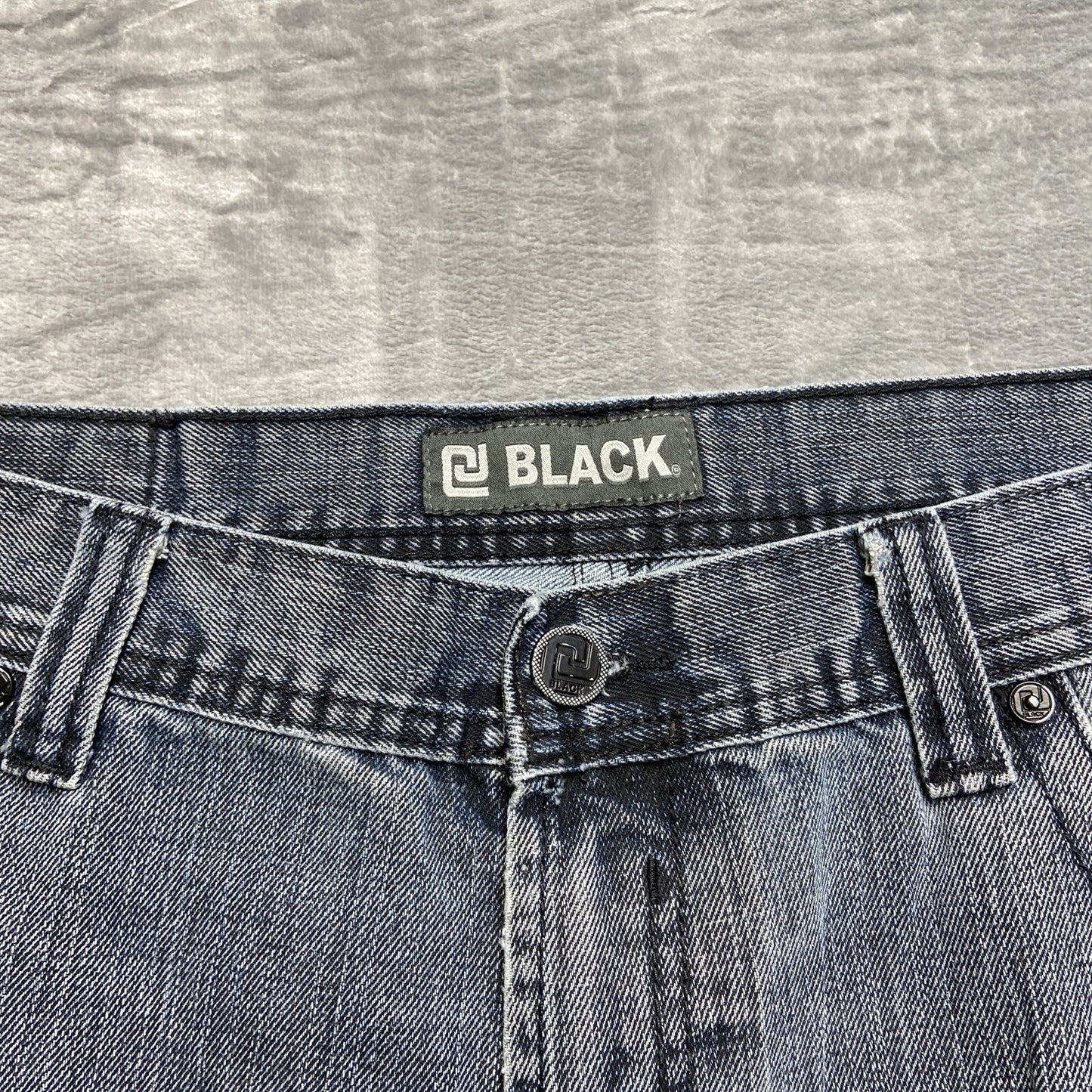 CJ Black Slim Straight Jeans Men’s 38x32 Denim Black Light Wash Distressed