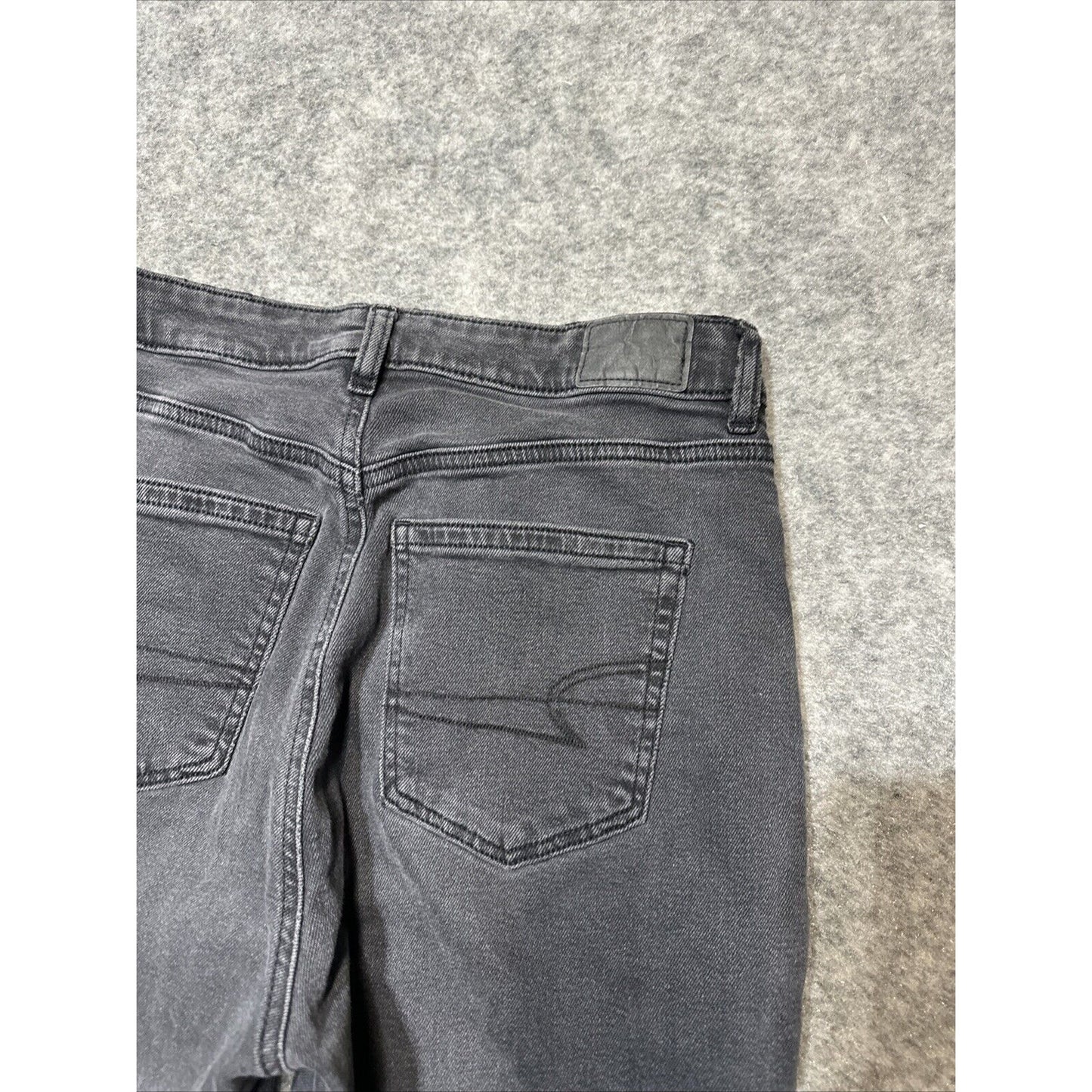 American Eagle Stretch Mom Jean Women's Straight Jeans Size 4 Black Gray Denim