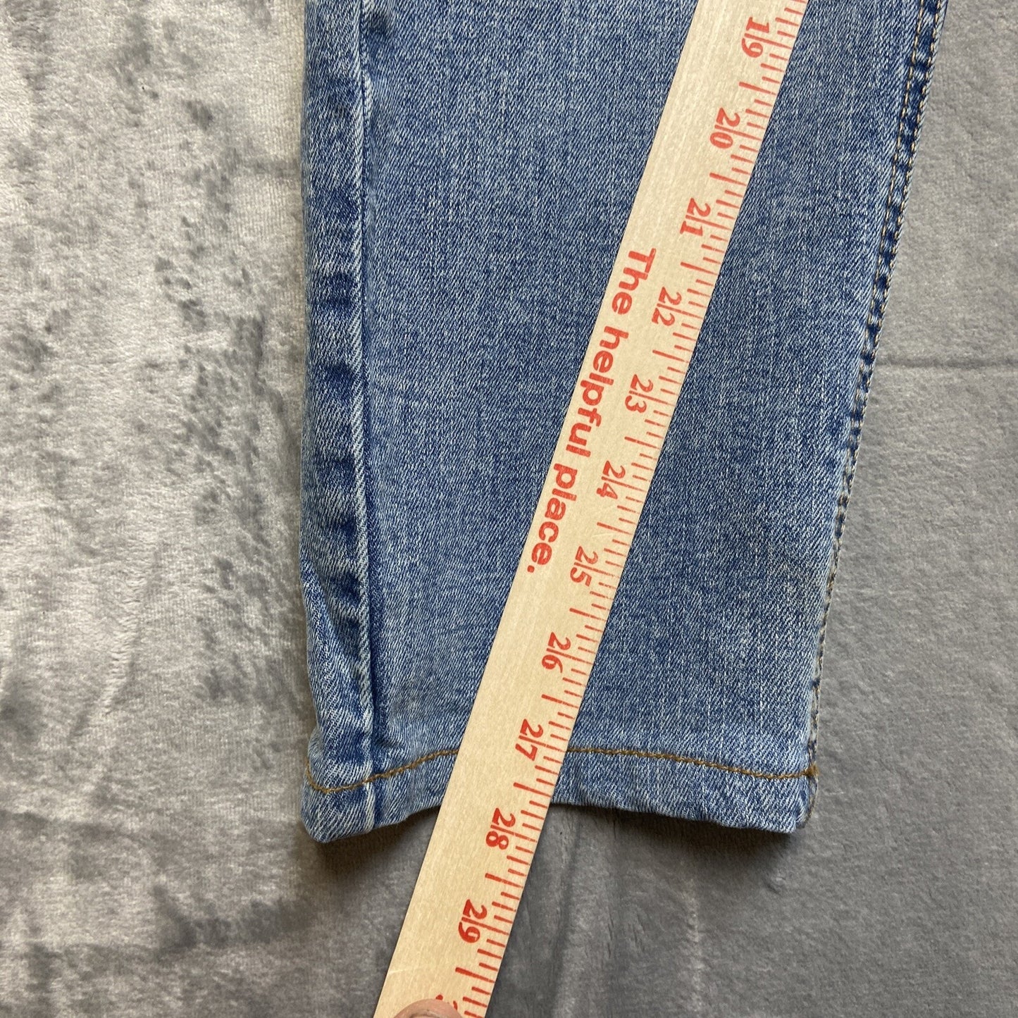 Levi’s Hemmed To Skinny Fit Jeans Women's Size 31x29 Blue Denim