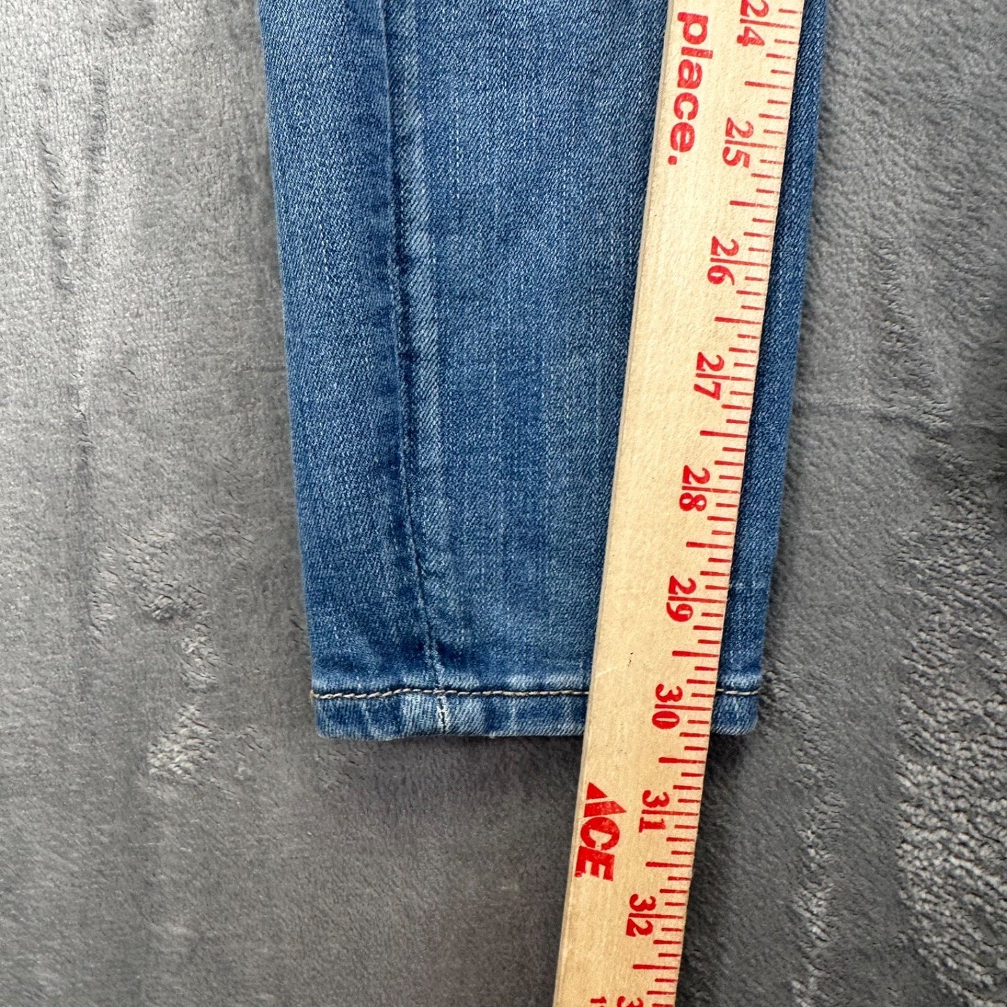 American Eagle Women's Super Hi-Rise Jegging Size 4 Light Blue Denim #1881