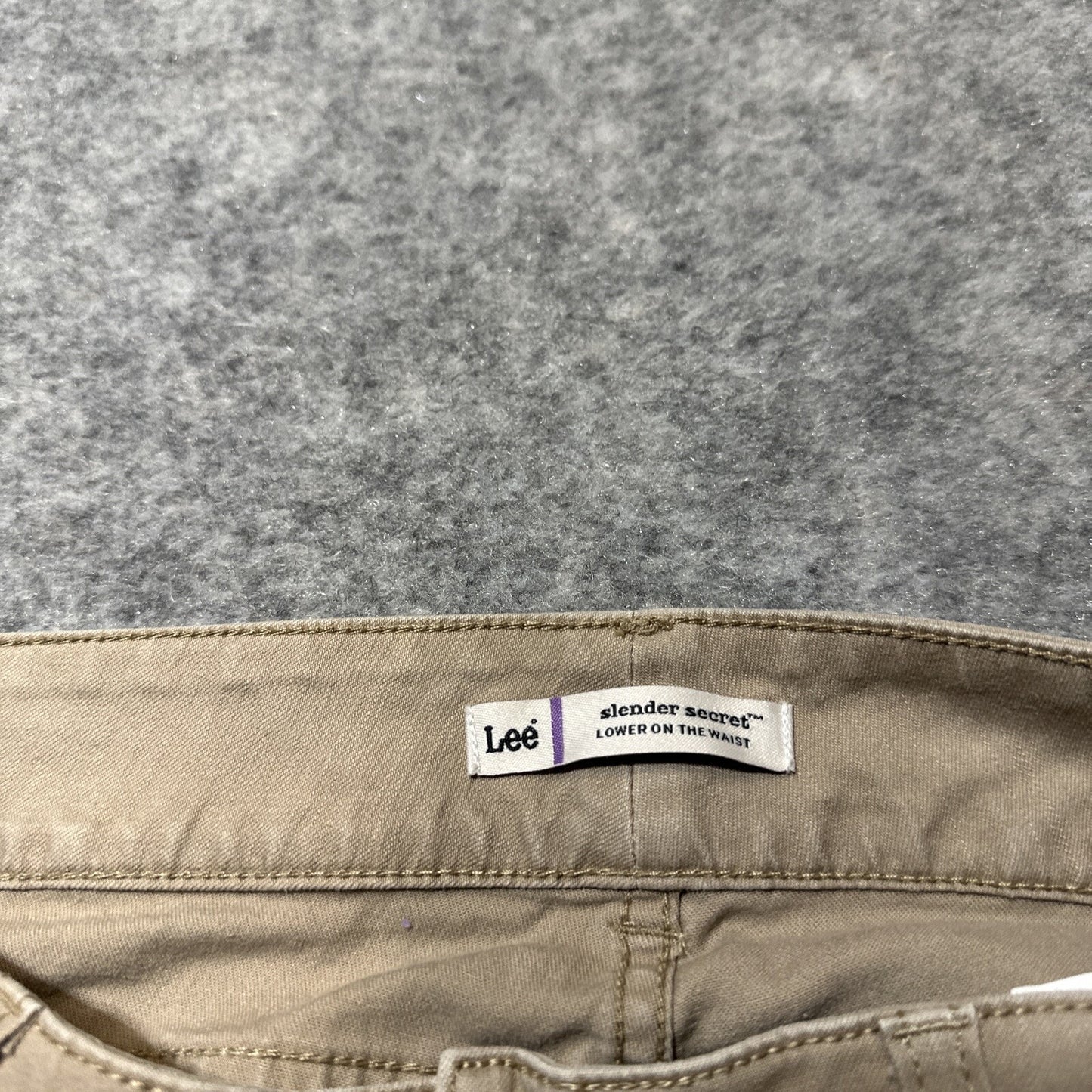 Lee Slender Secret Lower On The Waist Men's Straight Jeans Size 12M Medium Beige