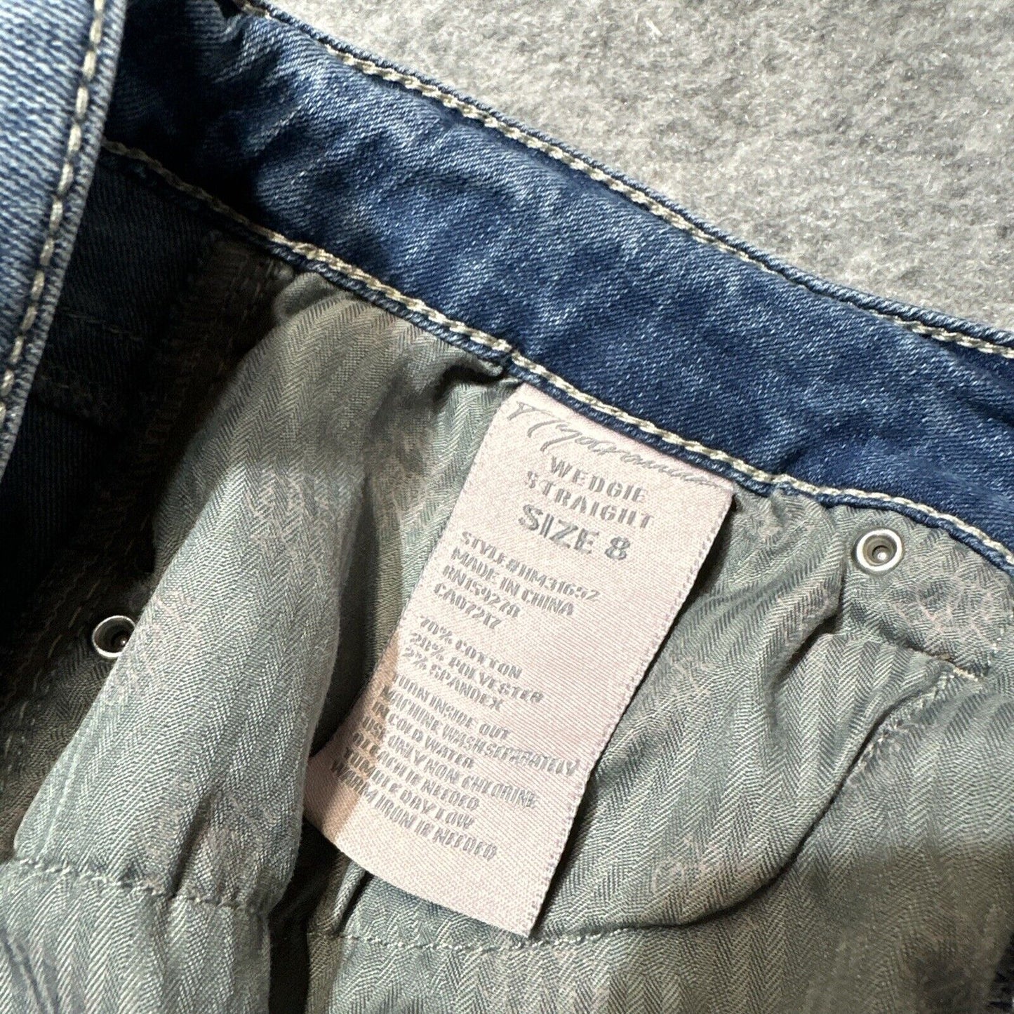 Hydraulic Wedgie High Rise Straight Women's Jeans Size 8 Blue Medium Wash Denim